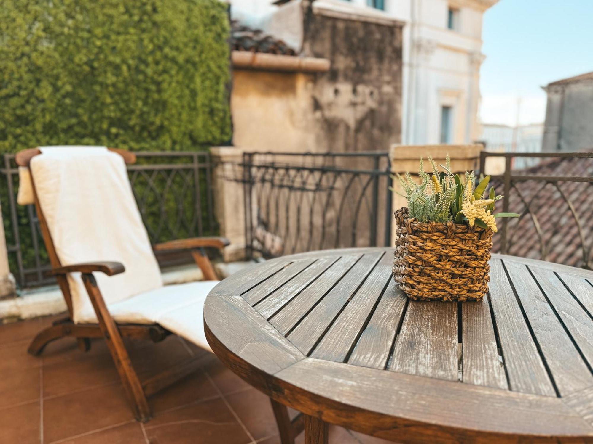 Attic Terrace San Square View *
