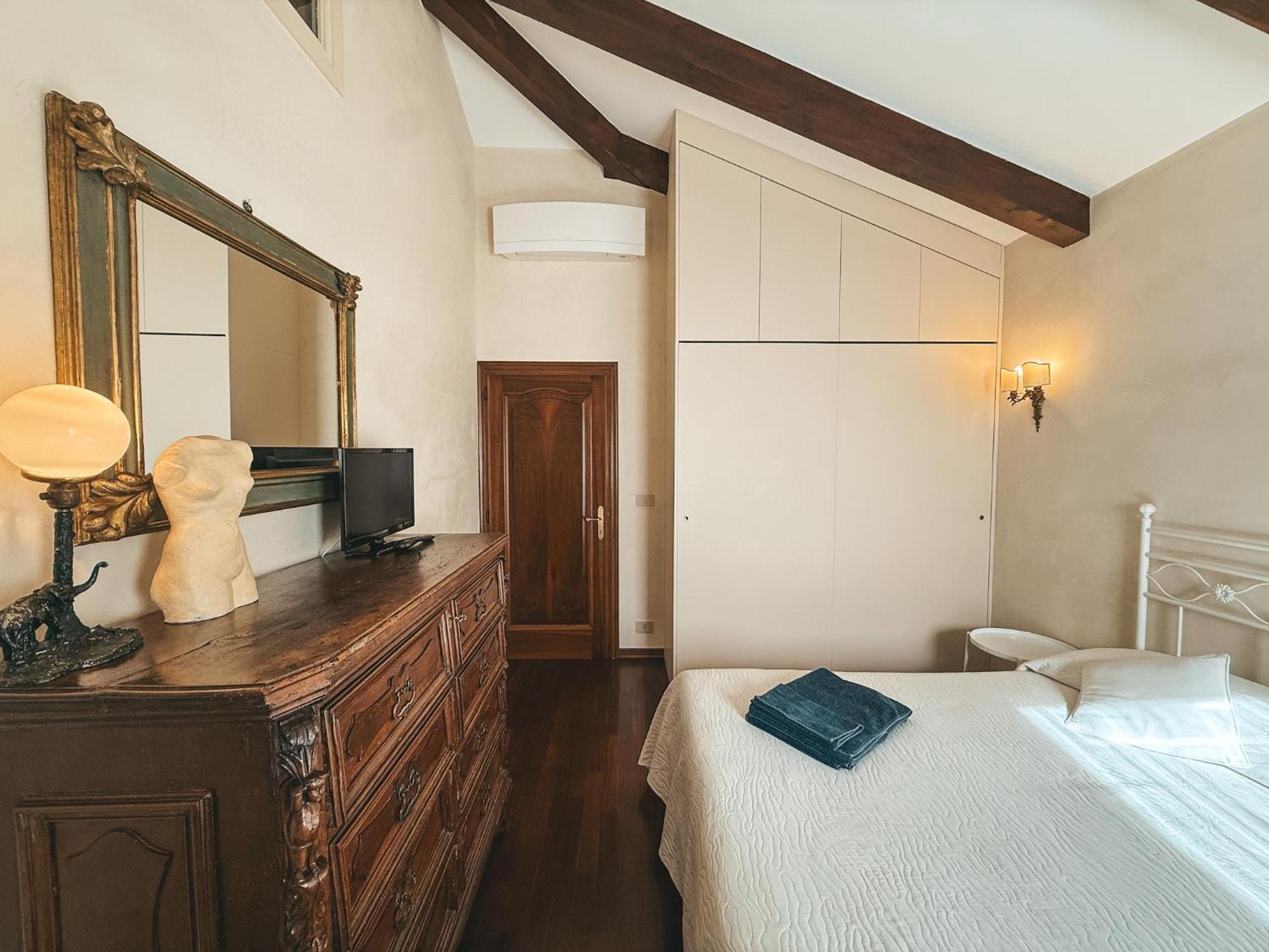 Attic Terrace San Square View Venice