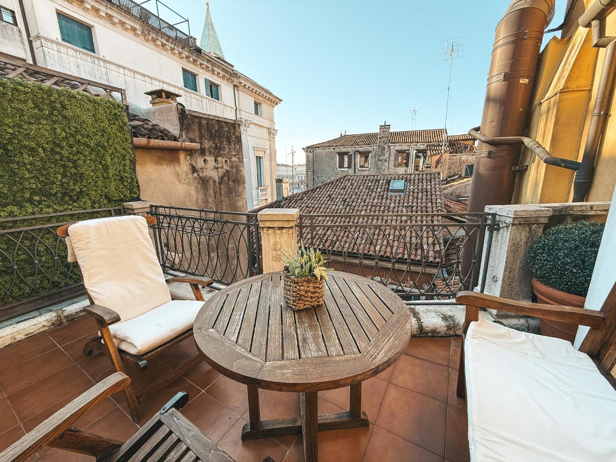 Attic Terrace San Square View
