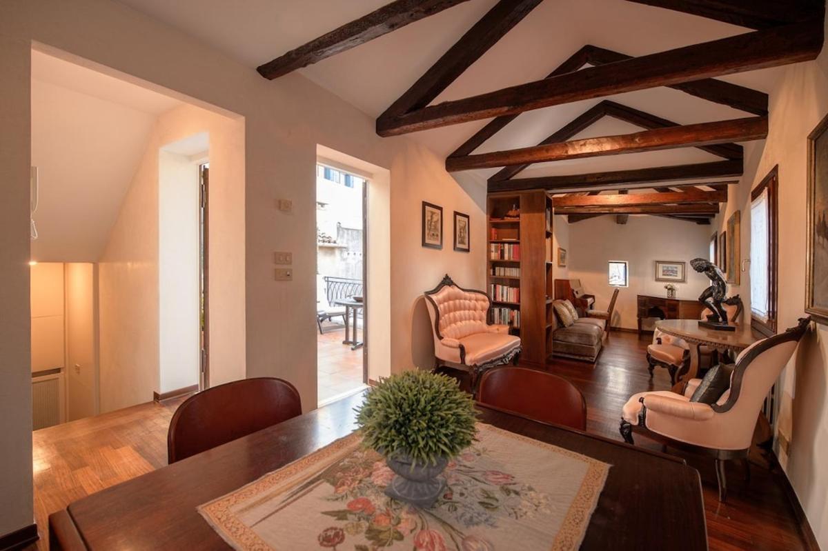 Apartment Attic Terrace San Square View *