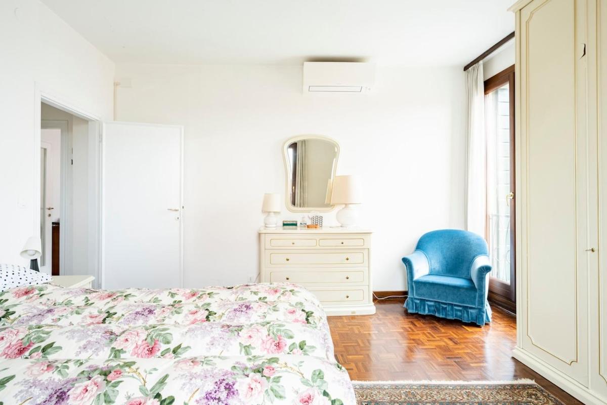 Apartment Charming In Zattere Venice