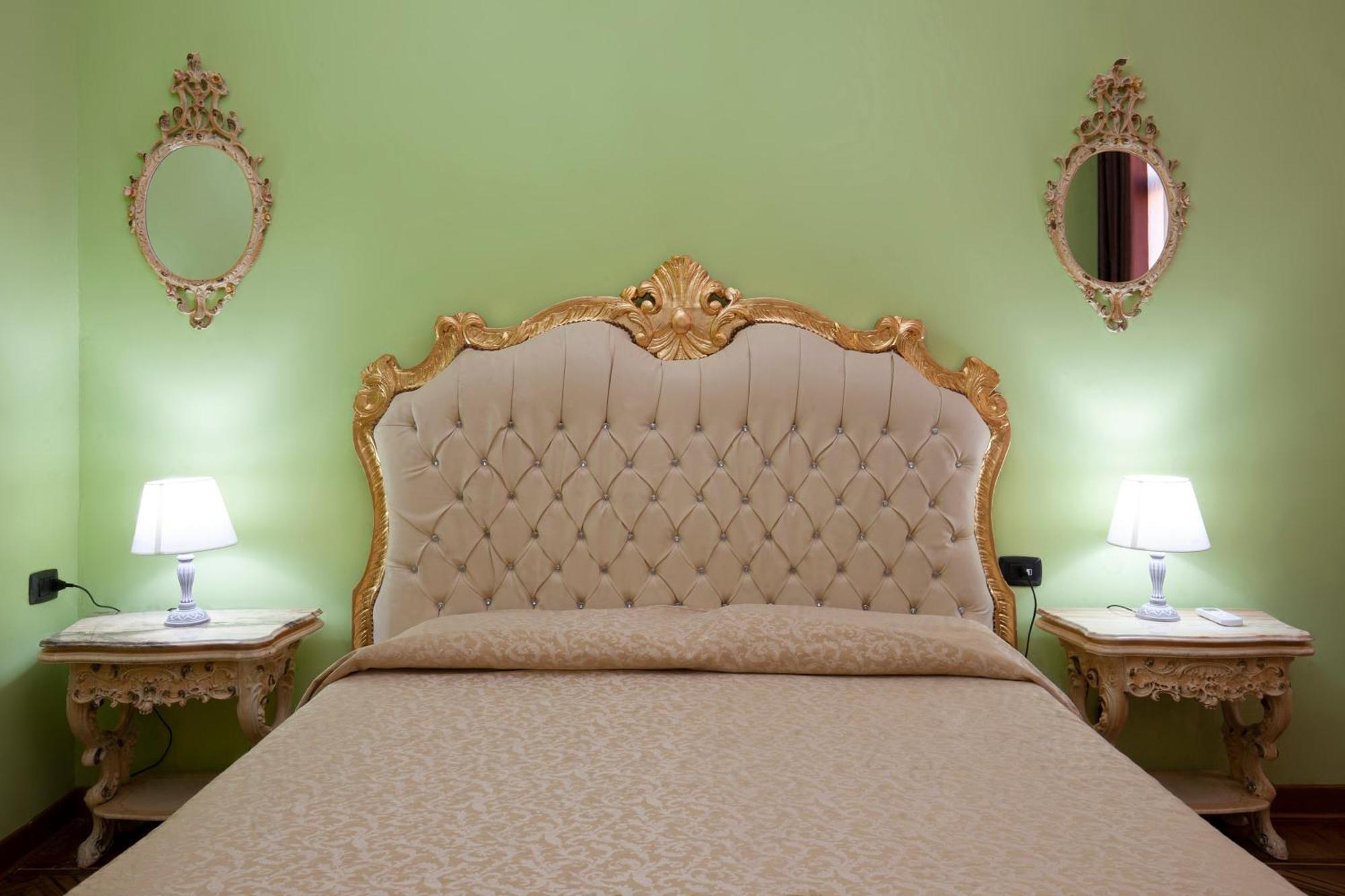 Simon’ Secret 2* Venezia
