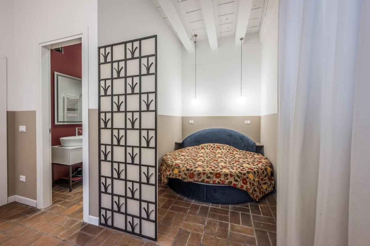 Apartment Window On Venice