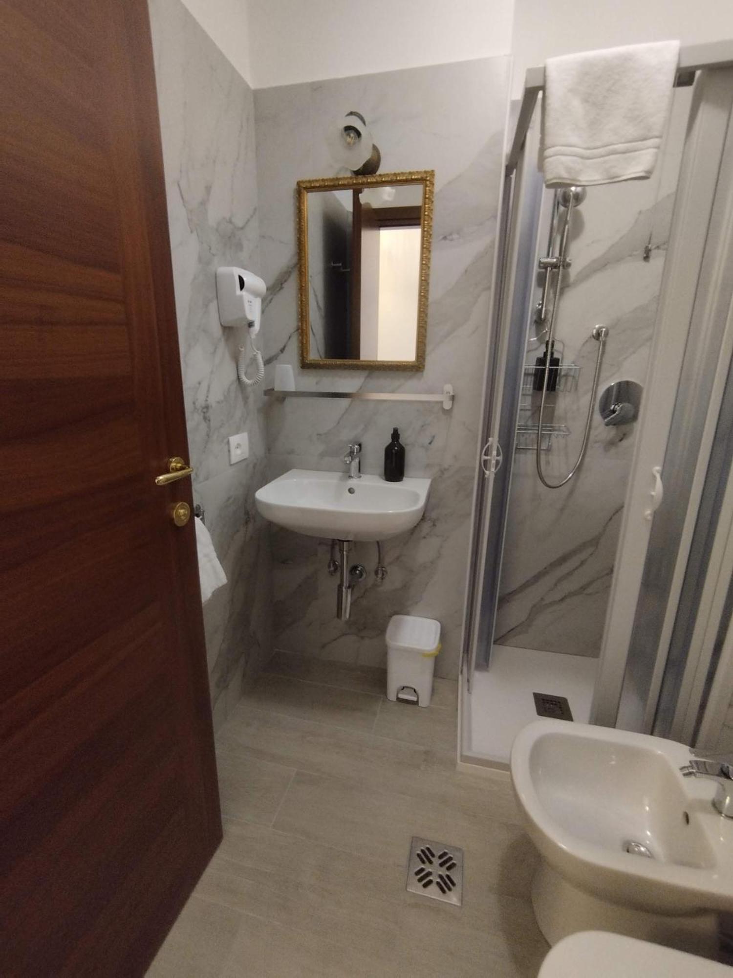 Alloggi Ss Giovanni E Paolo Guest house