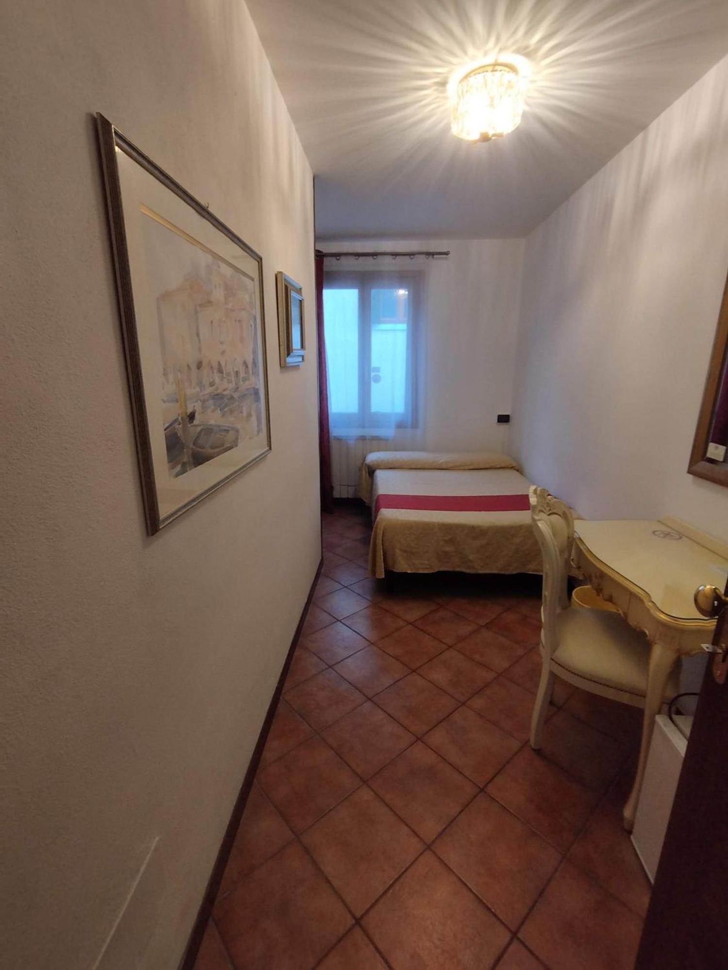 Guest house Alloggi Ss Giovanni E Paolo Venice
