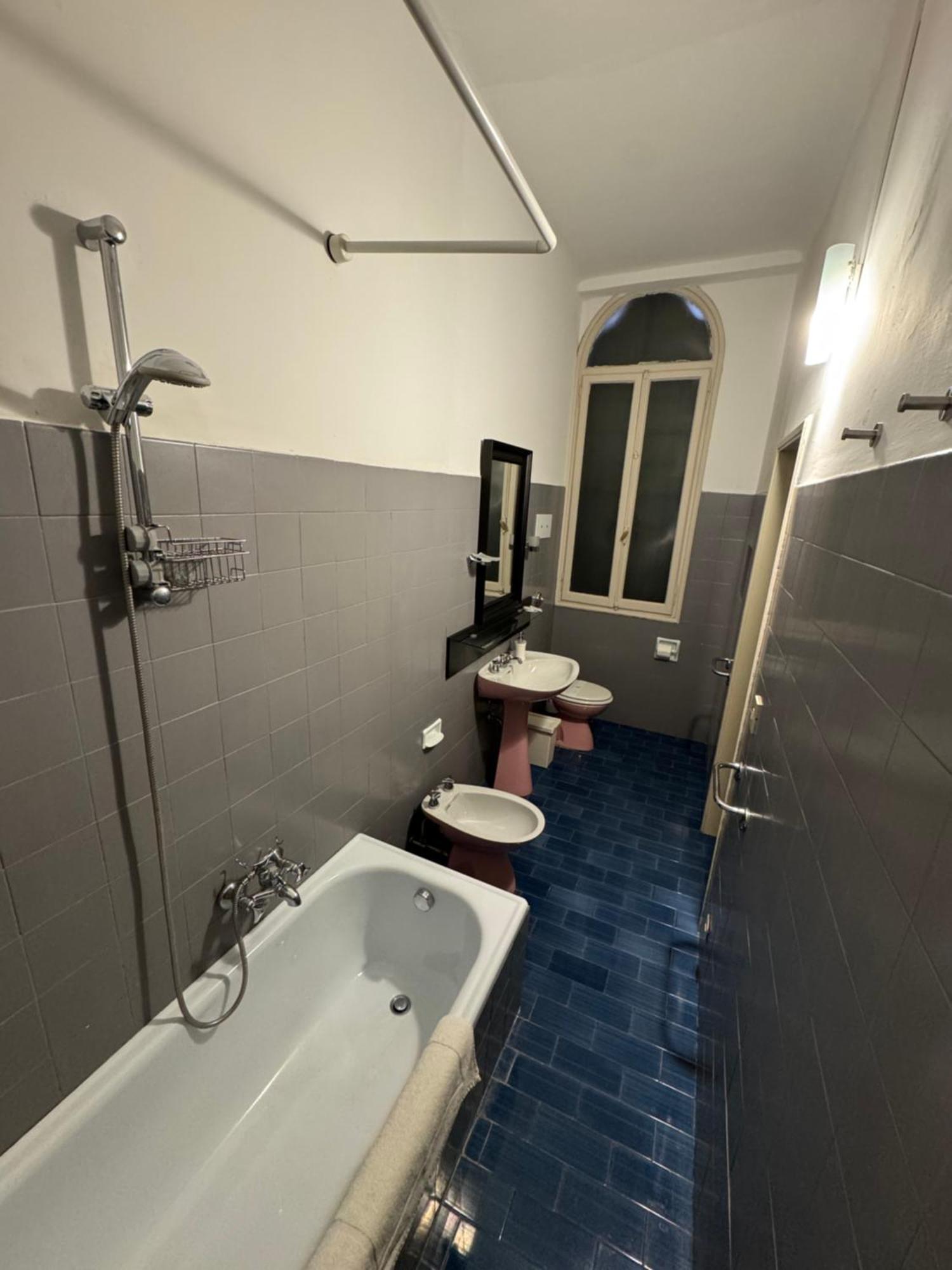 Charming Large Palazzo In Center For Up To 9 People