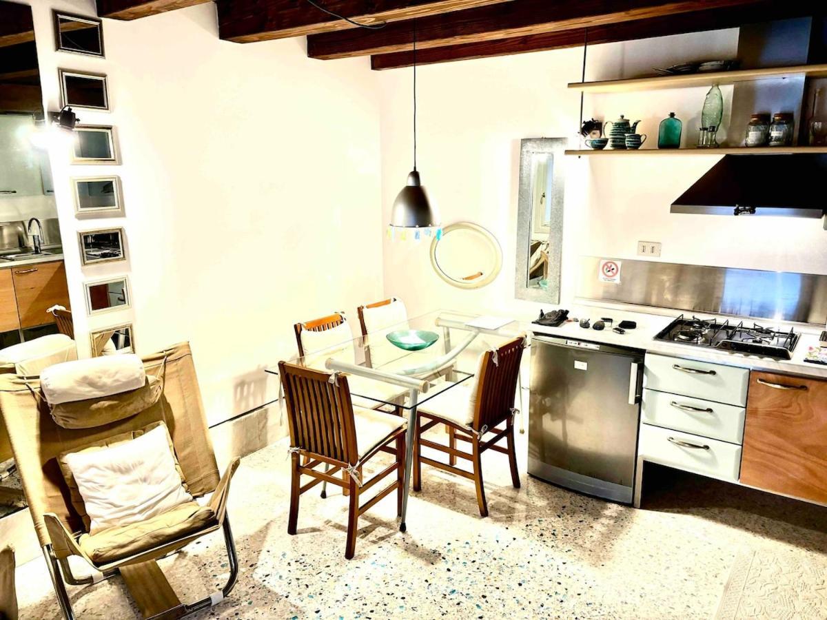 Indipendent House In Venice