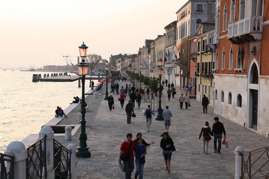Indipendent House In * Venice