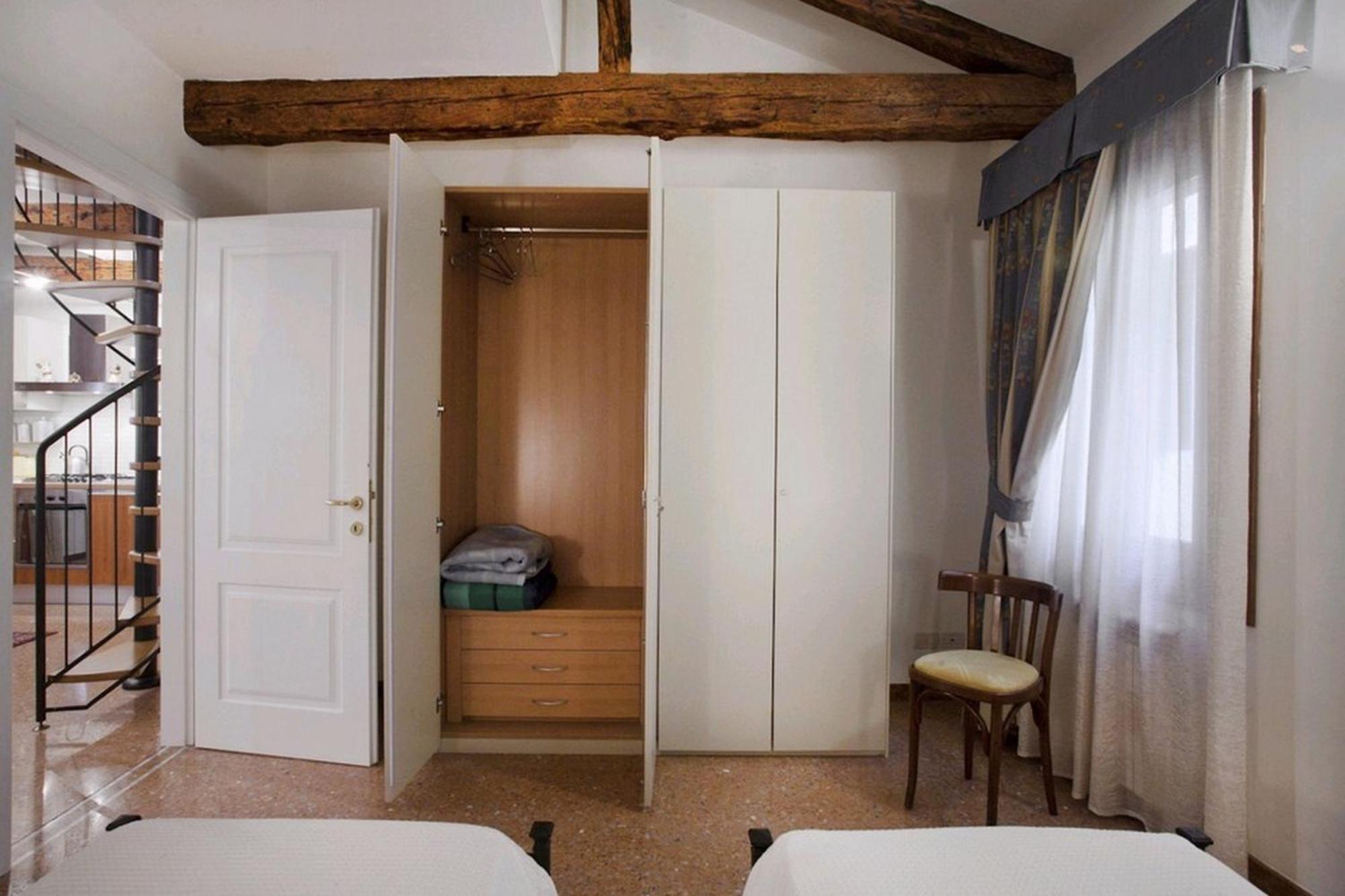 Apartment Simeone Iv Grande Locappart Venice