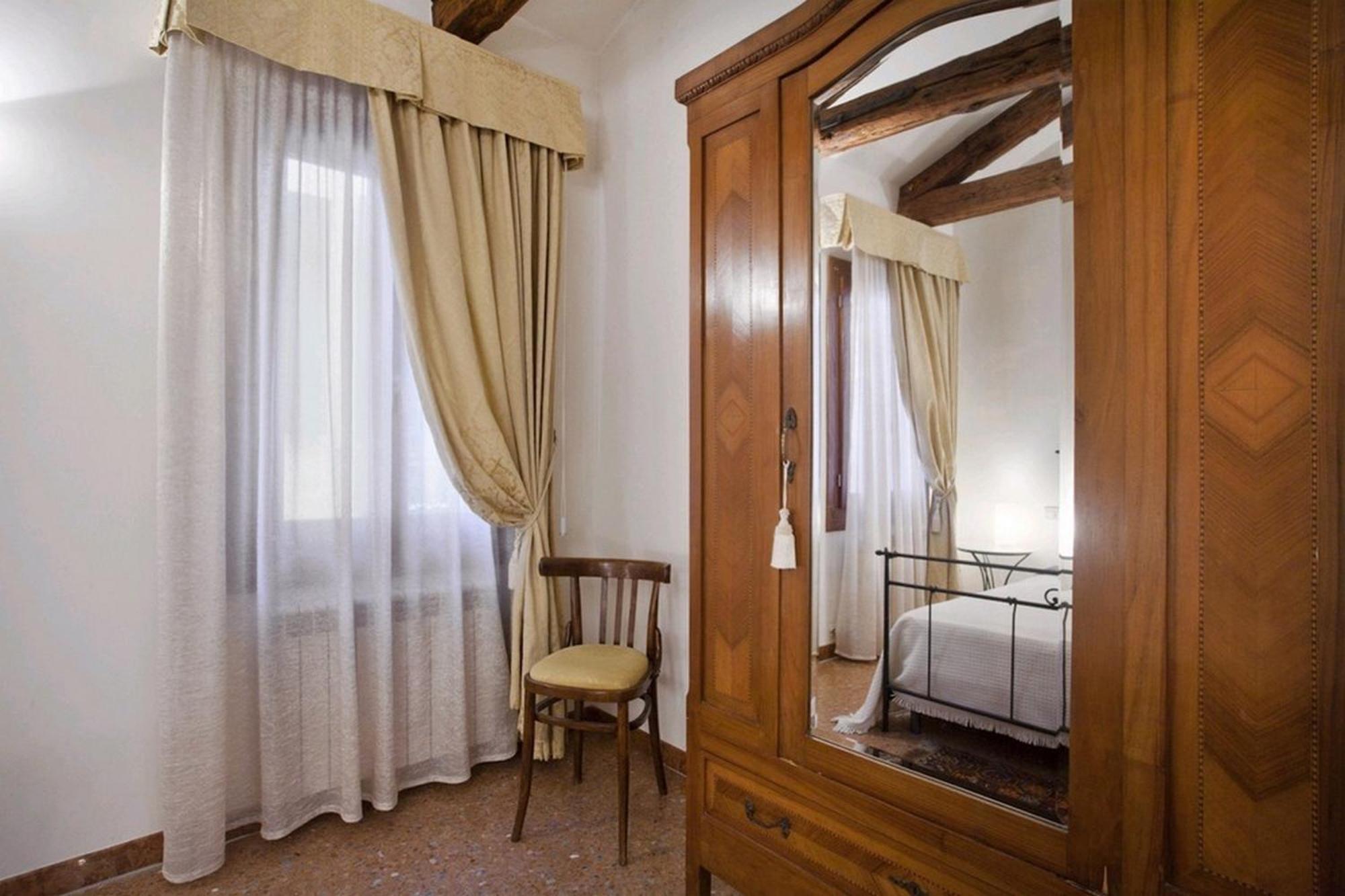 Simeone Iv Grande Locappart Apartment Venice