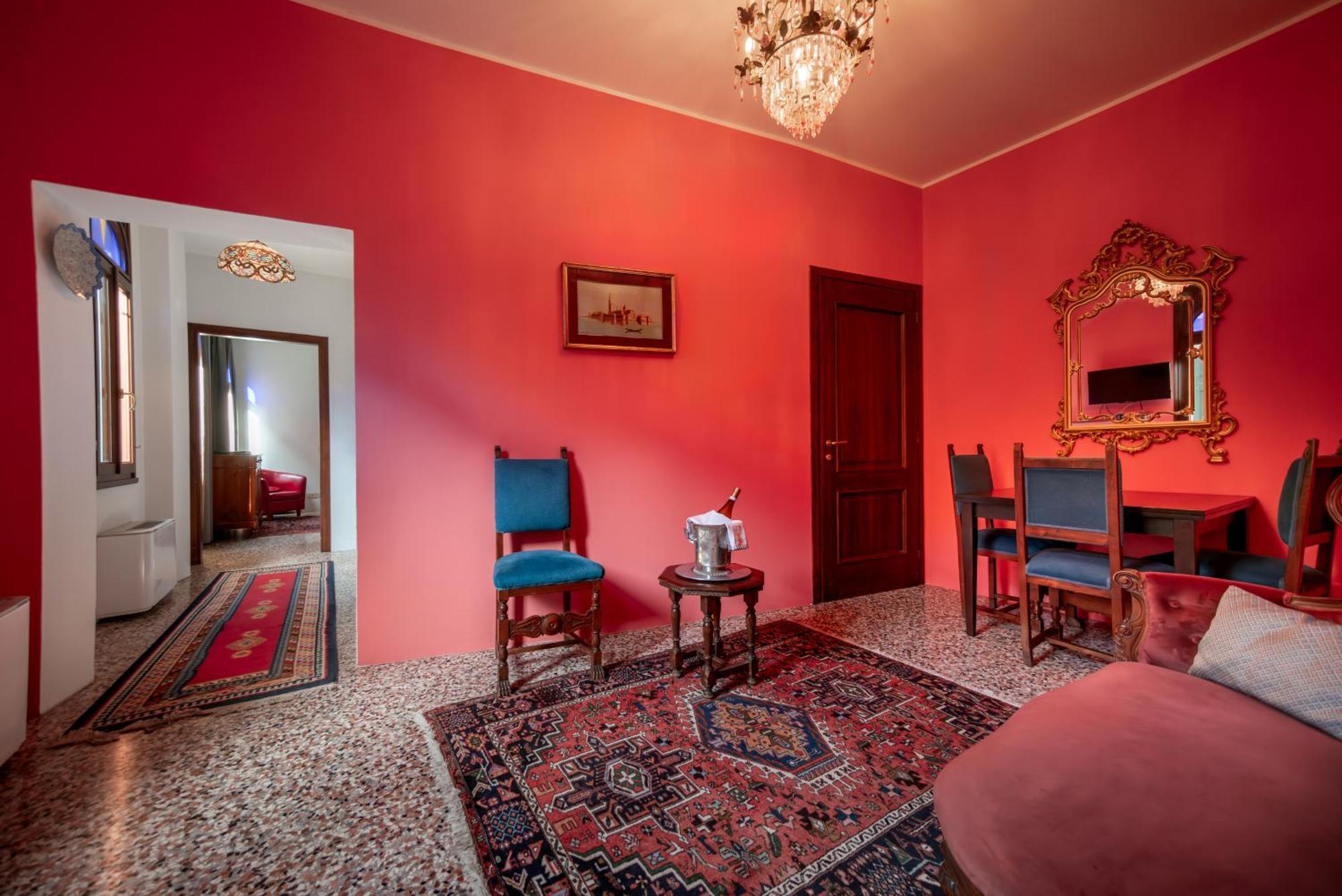 Palazzo San Luca