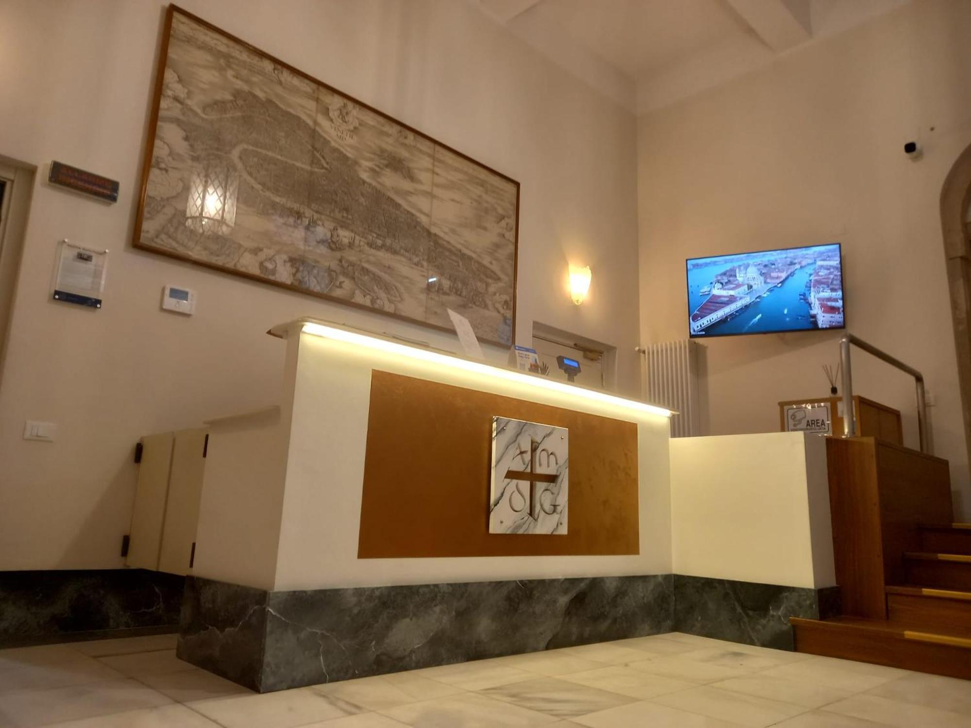 Amdg Hostel *