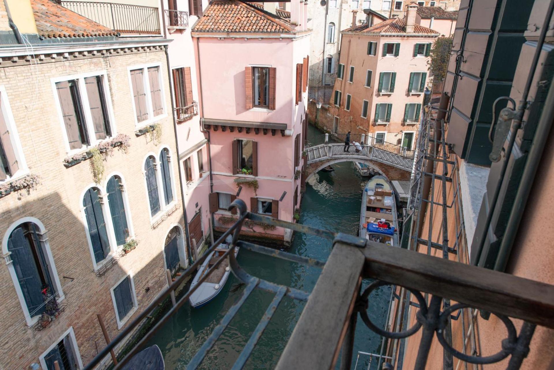 Corte Segreta Canal Wiew Apartment Venice