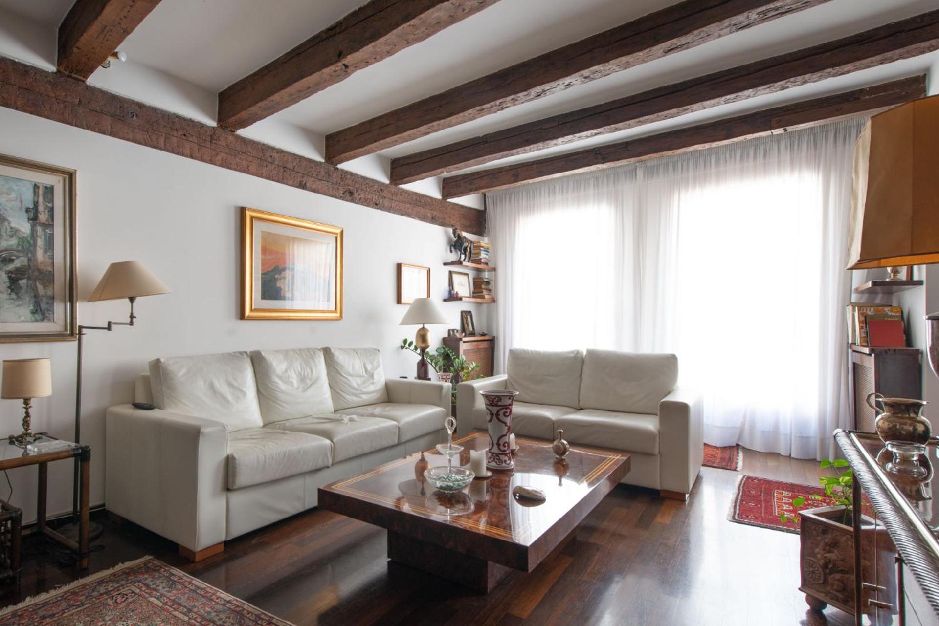 Corte Segreta Canal Wiew * Venice