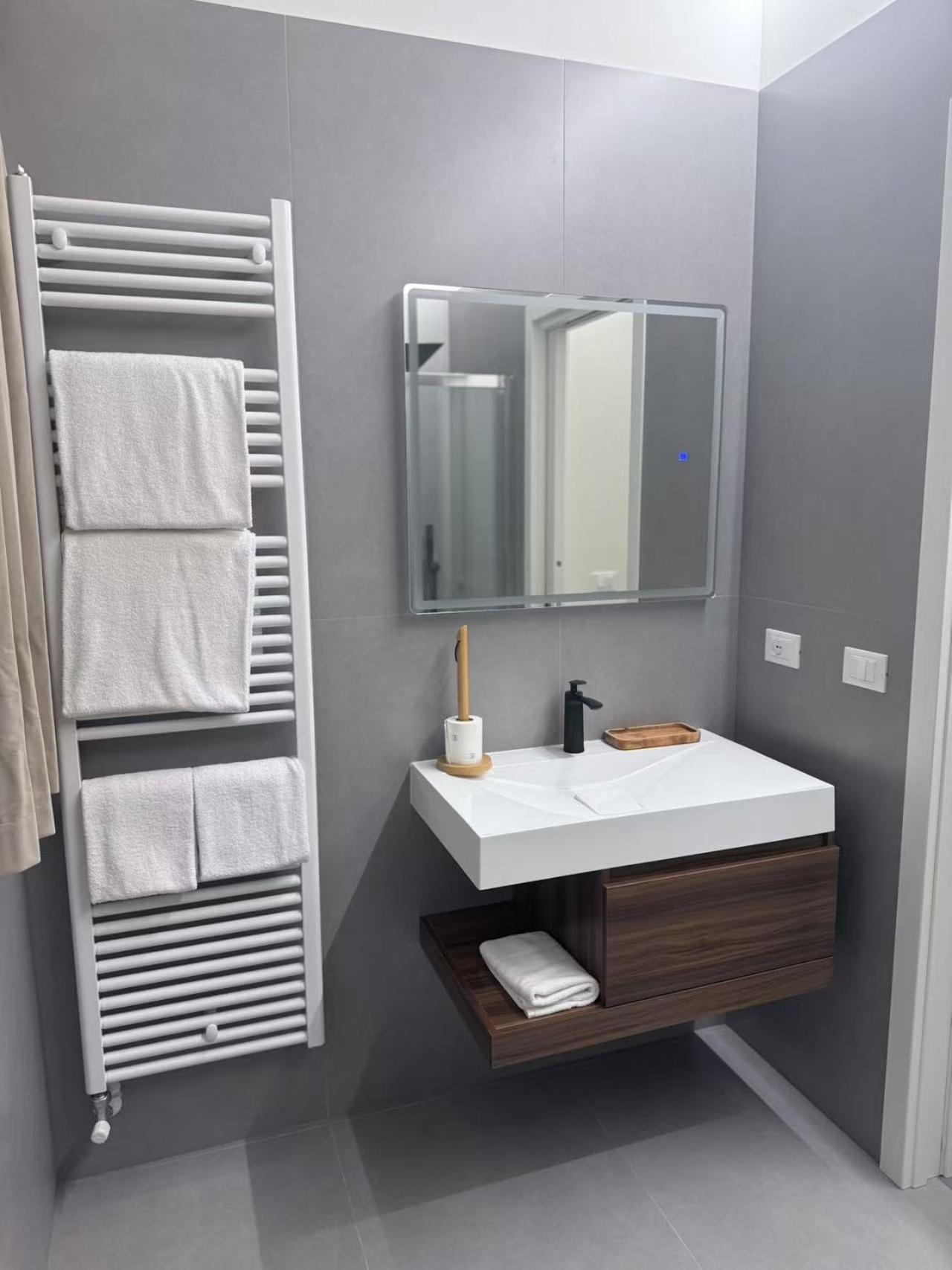 Deeproom Aparthotel