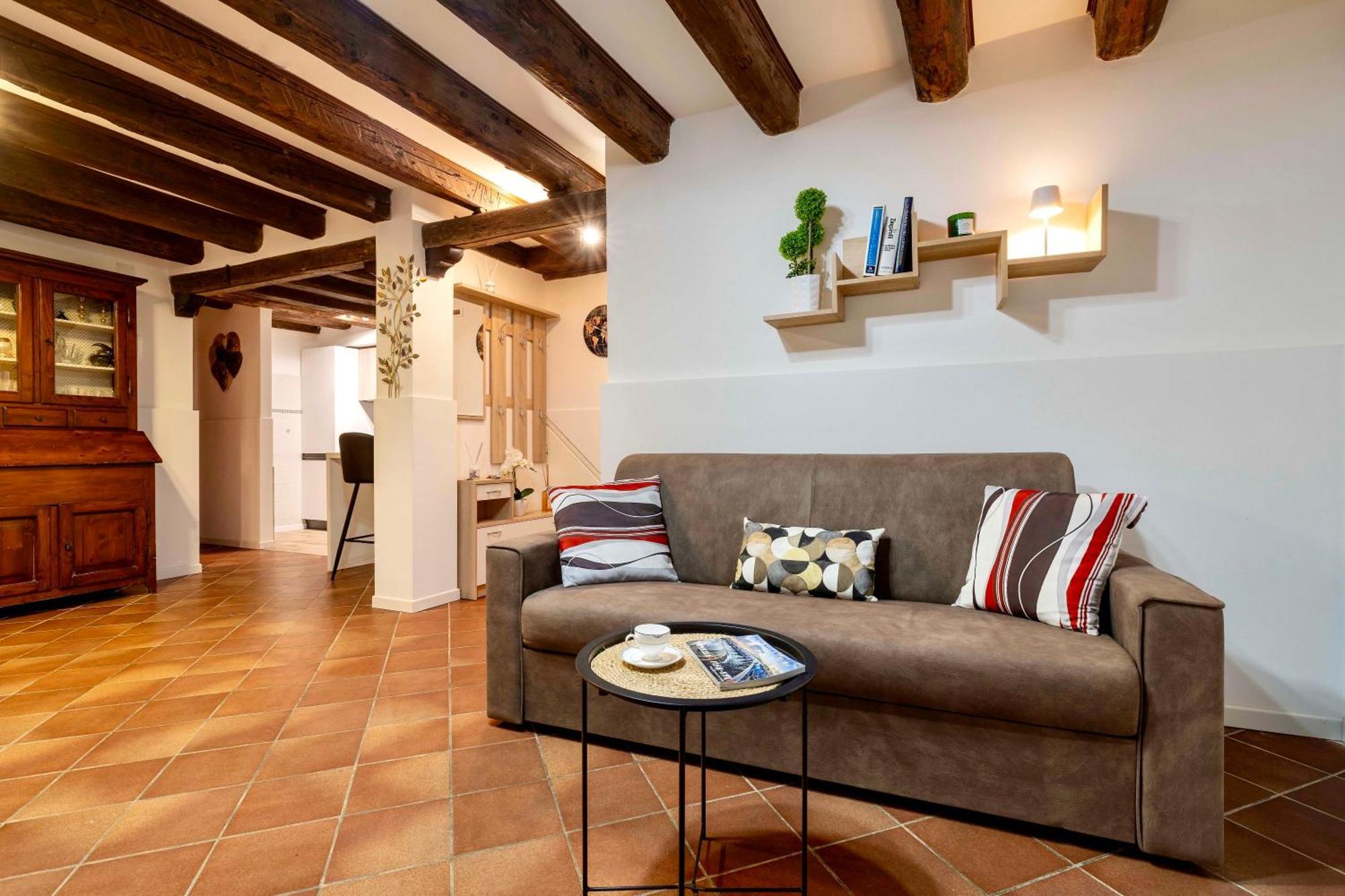 House Canal 1 * Venice
