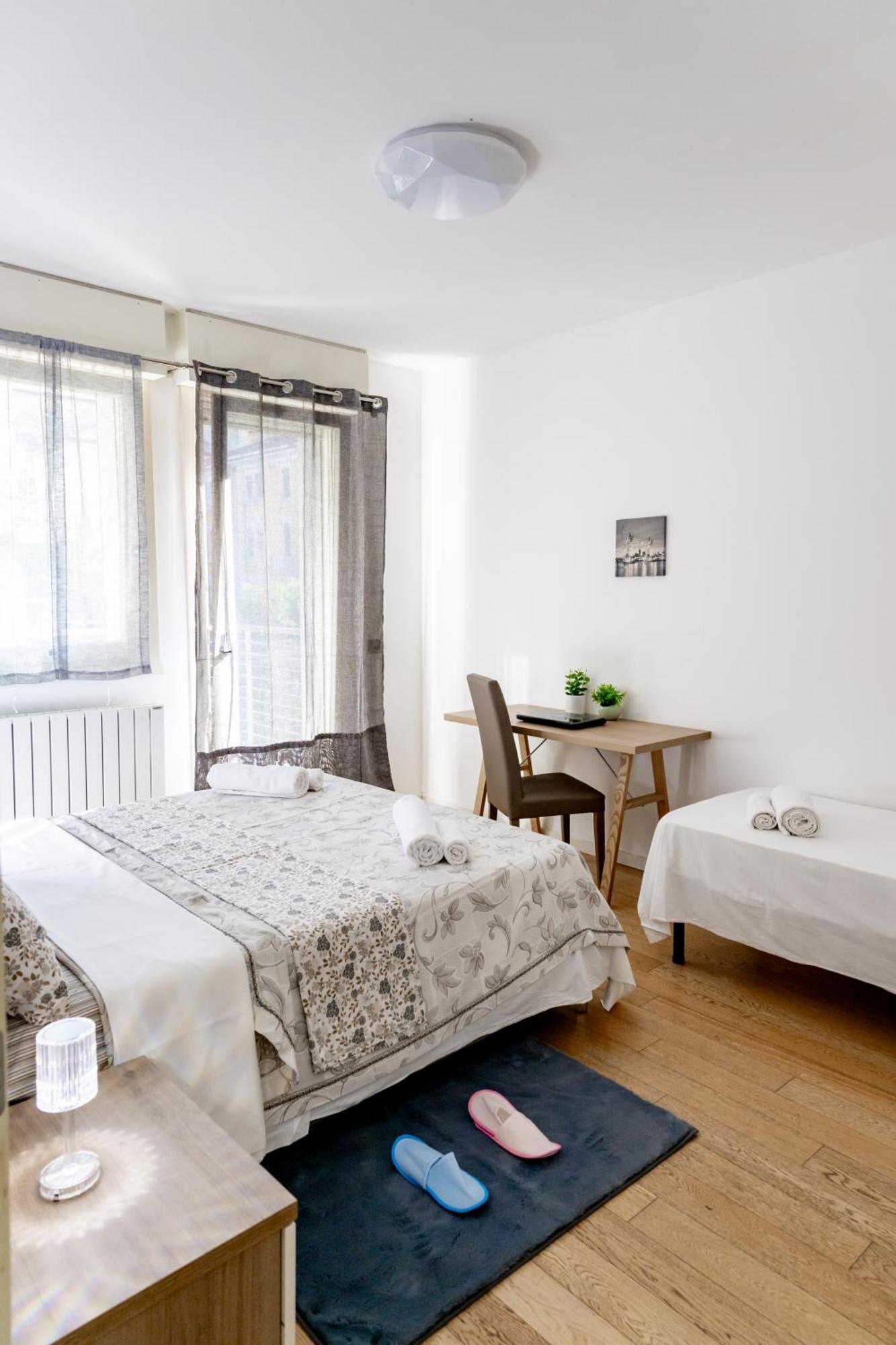Charming Two Bedroom Apartment *