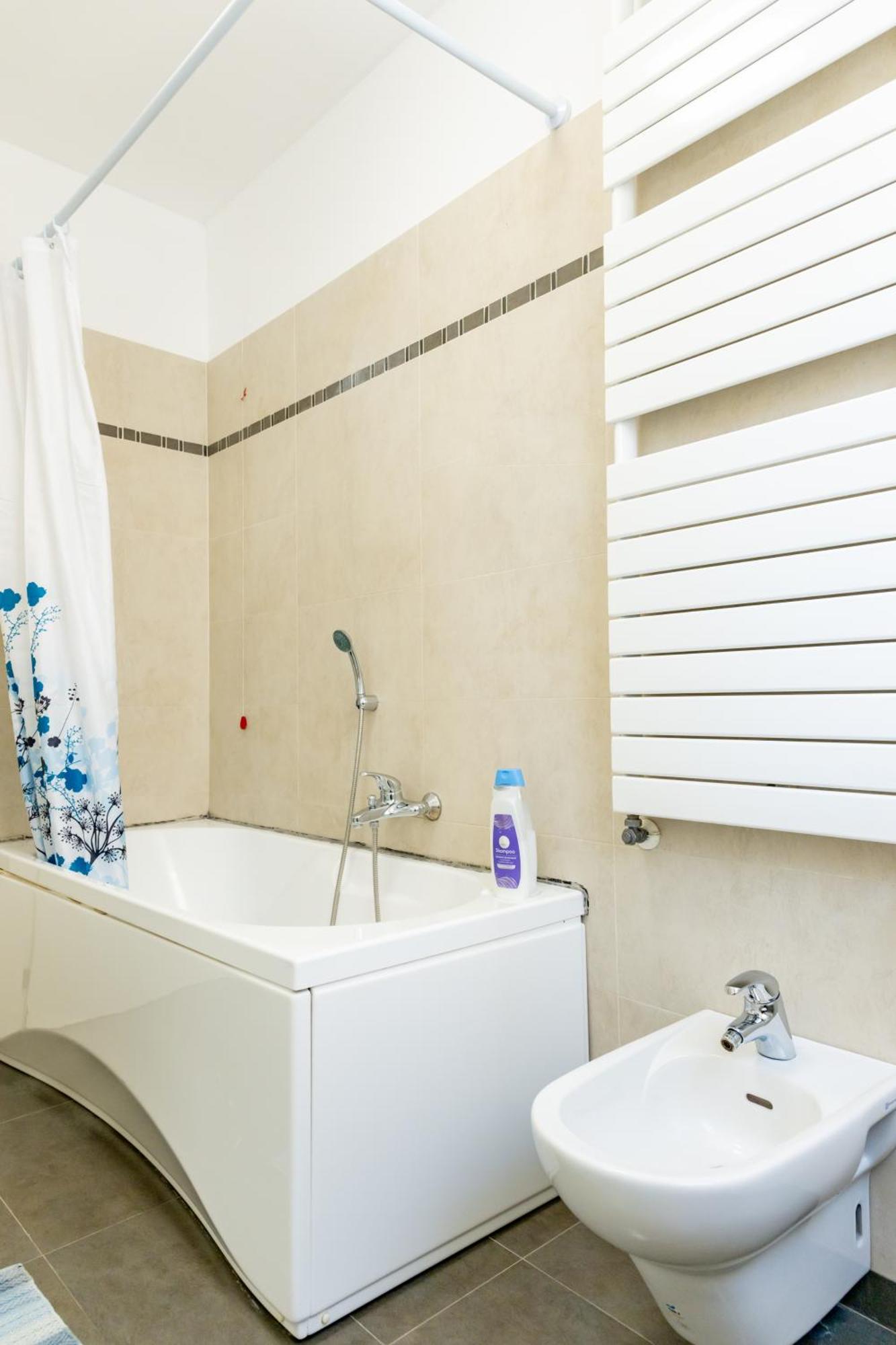 Apartment Charming Two Bedroom Venice