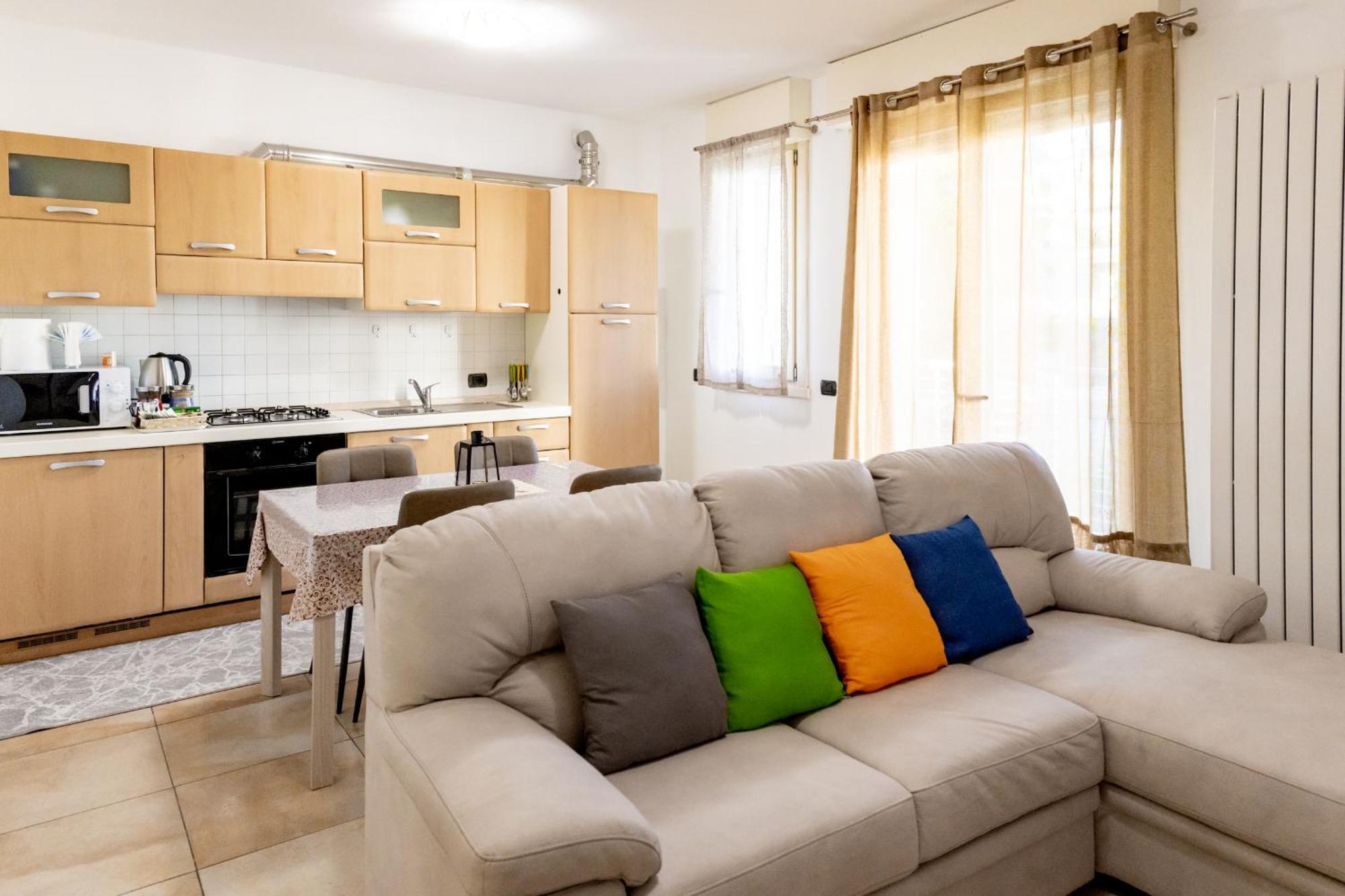 Charming Two Bedroom Apartment *
