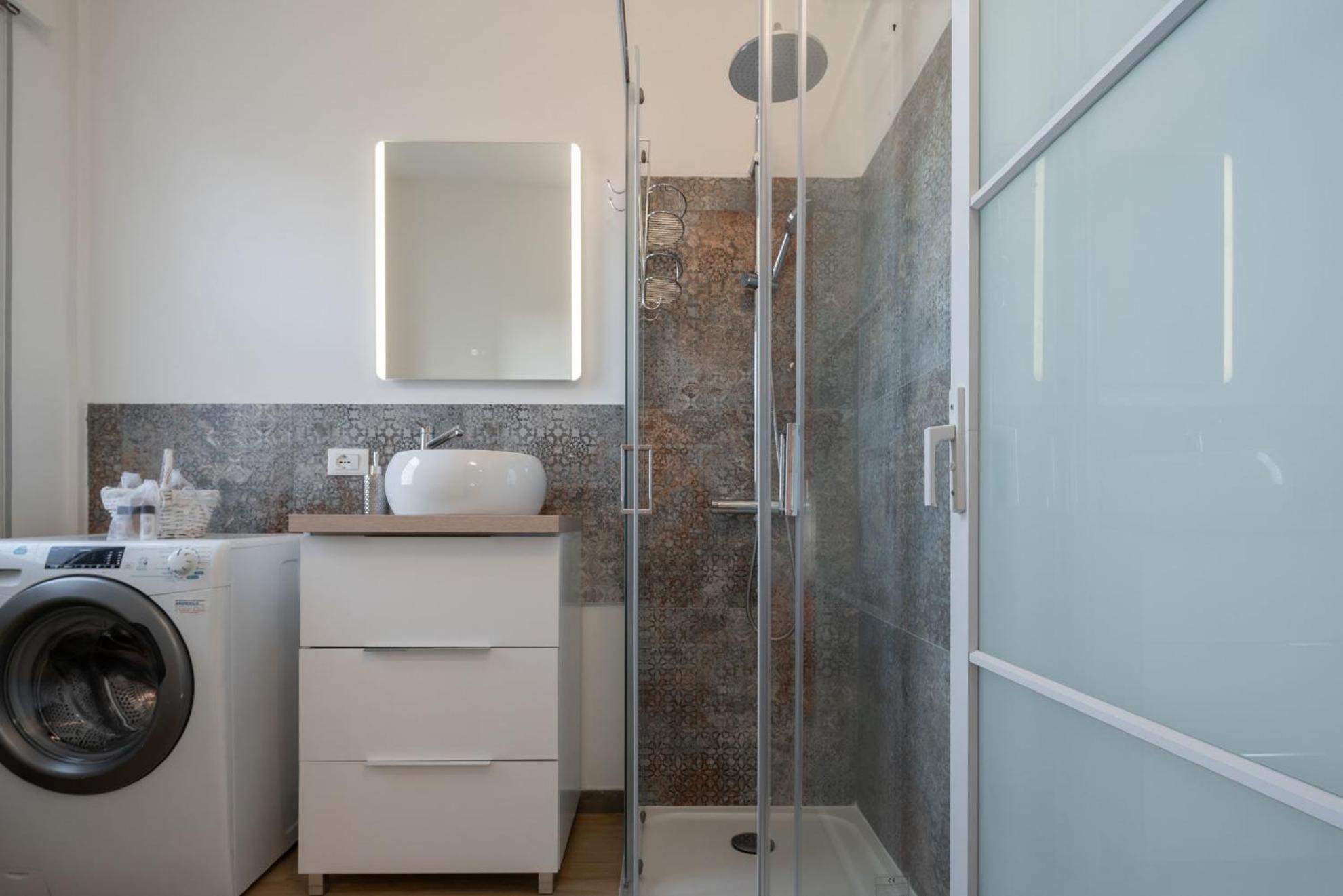 Alexa's - Elegance E Comfort For Veneza