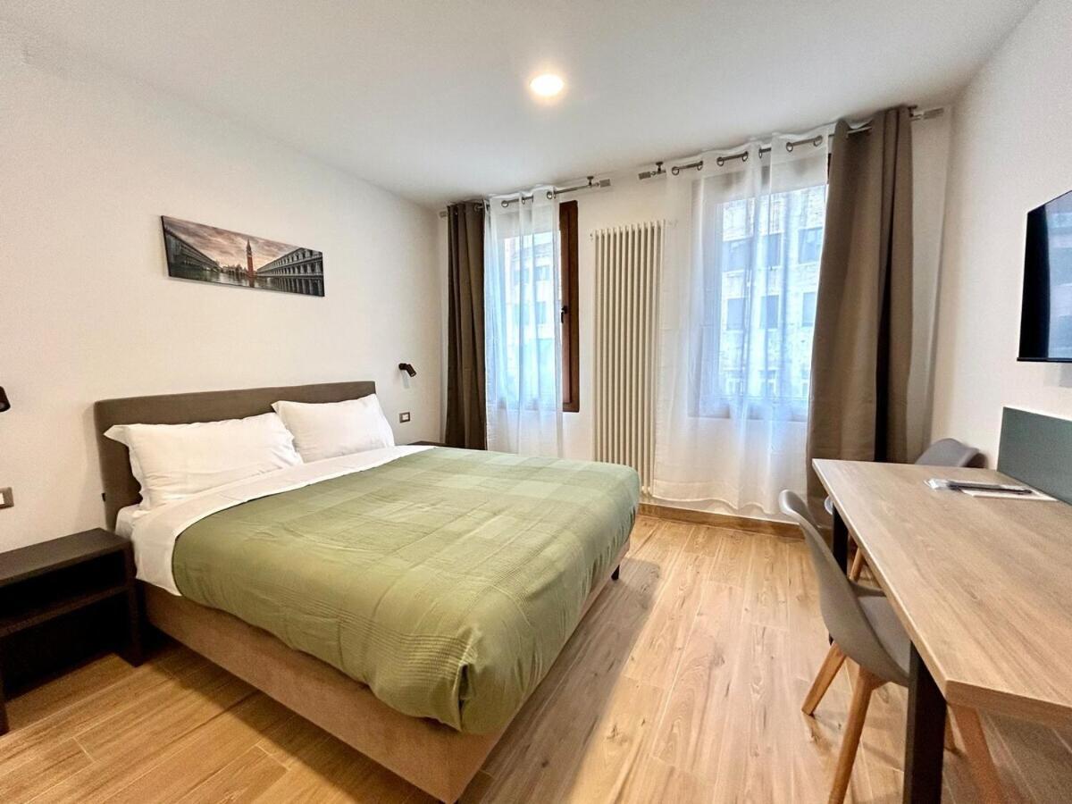 Marsela Suites-independent Apartment Venice