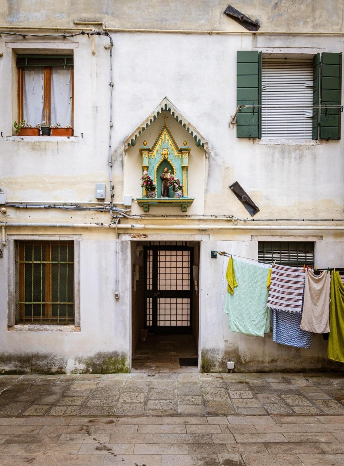 Ca' Fettier Canal View Apartment Venice