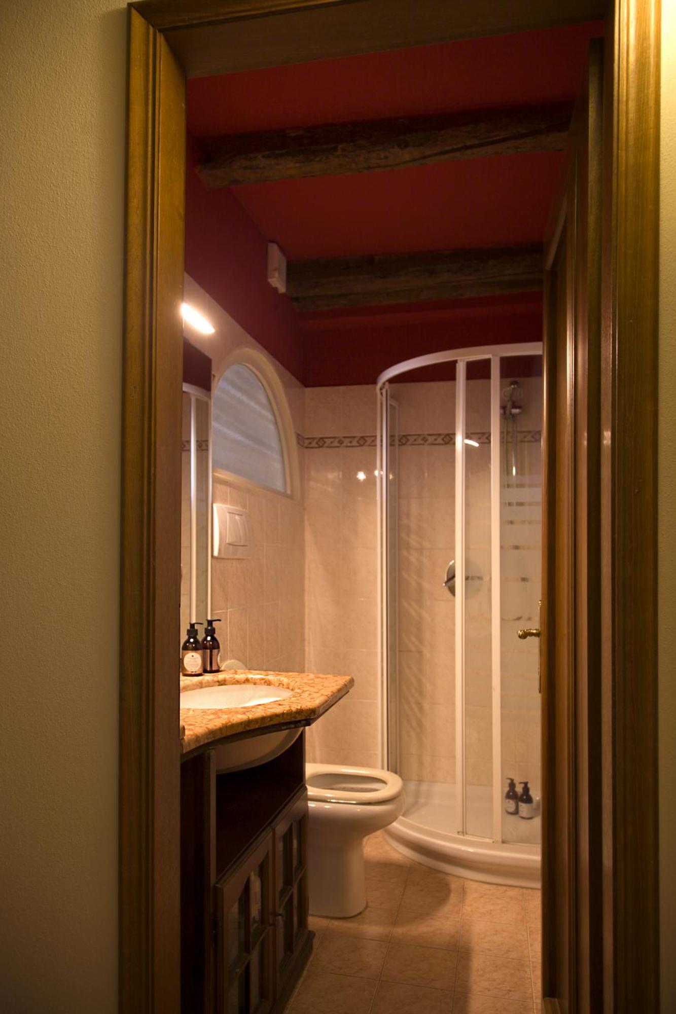 Apartment Real Venetian Apartment, 300 M From Rialto Bridge, 100 Sqm *