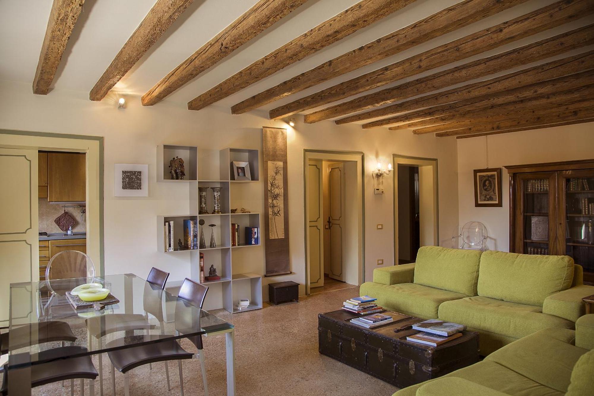 Apartment Real Venetian Apartment, 300 M From Rialto Bridge, 100 Sqm Venice