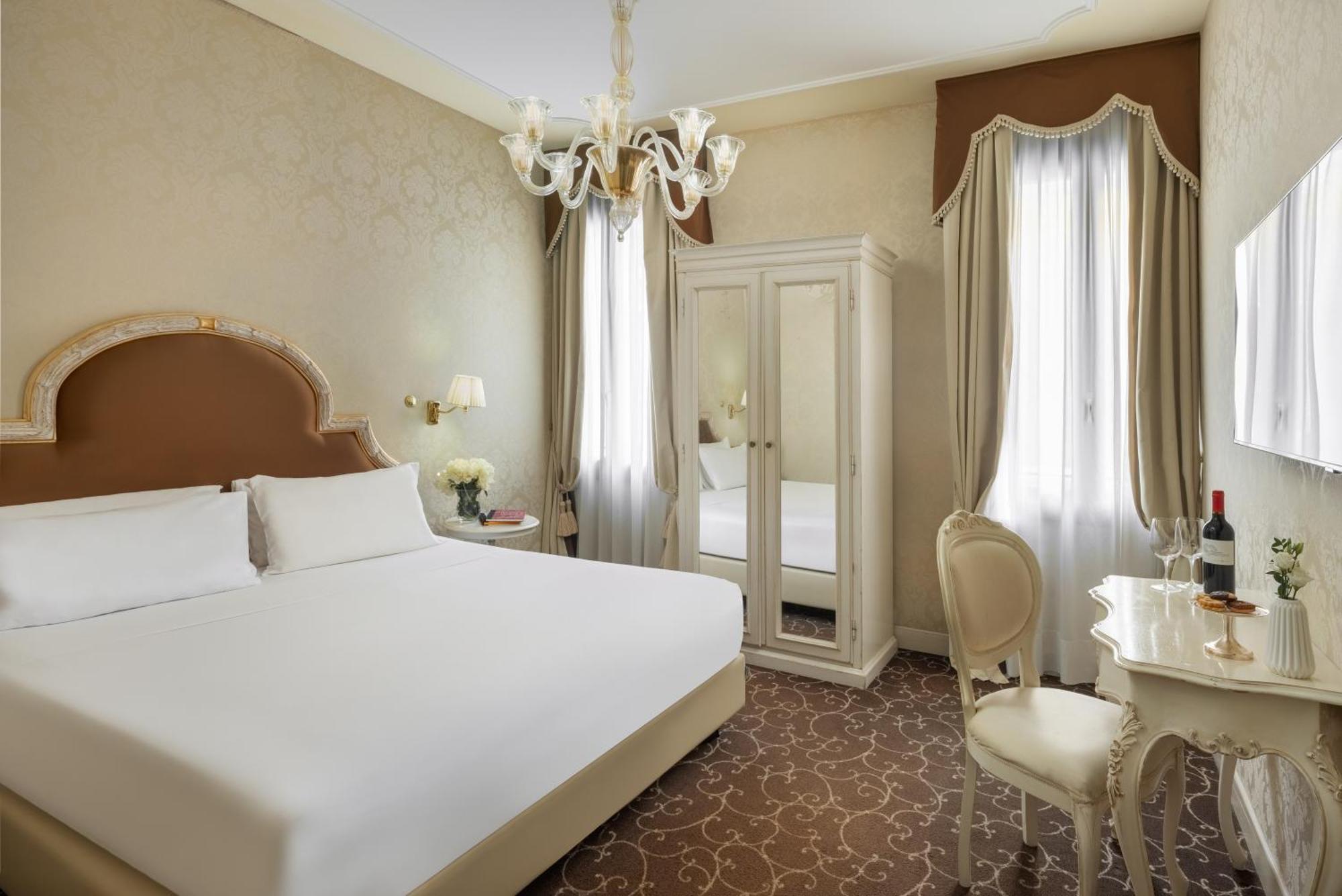Maison | Esperienze Hotel 4*