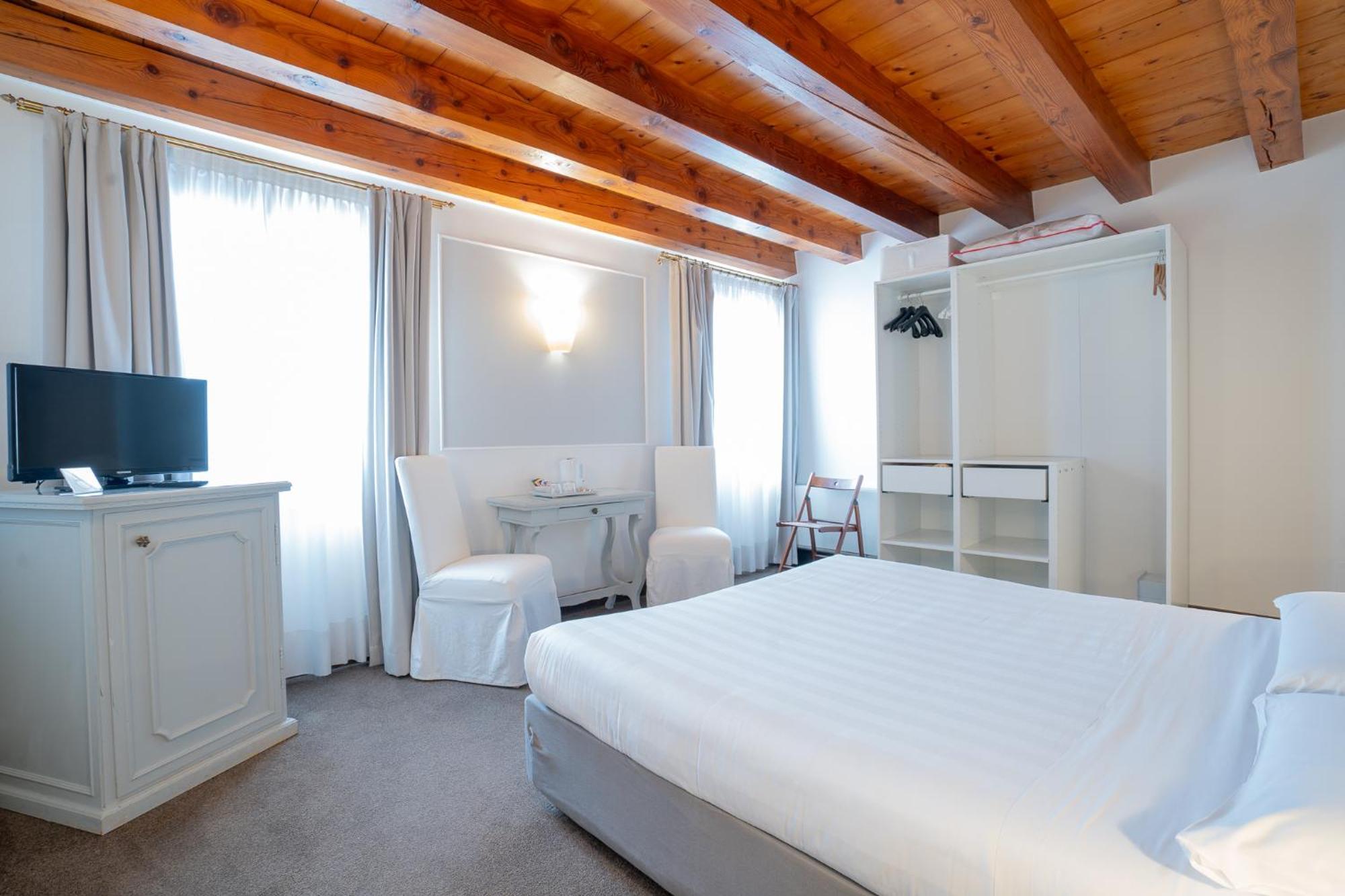 Corte Rossa 3* Veneza