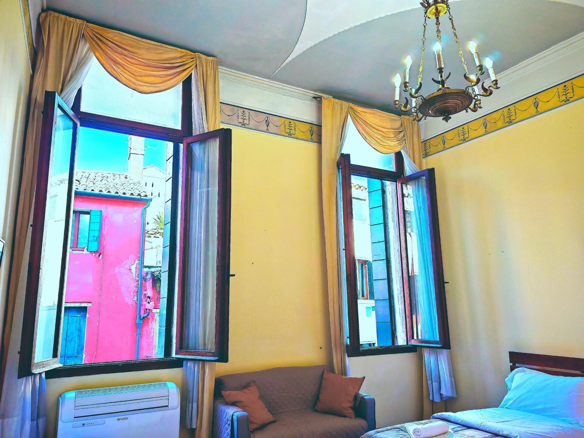 Tourist House Guest house Venice