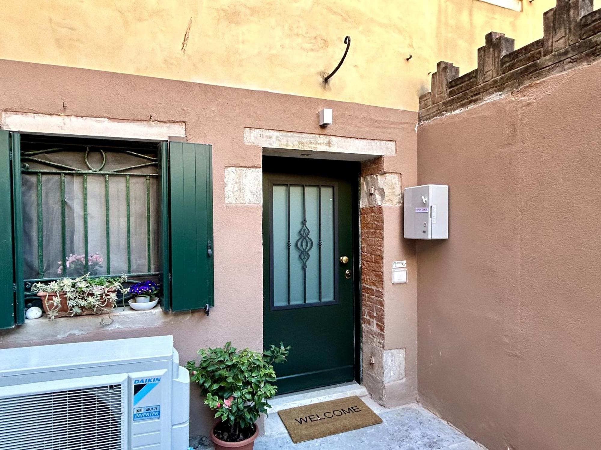 Marsela Suites-independent Apartment *