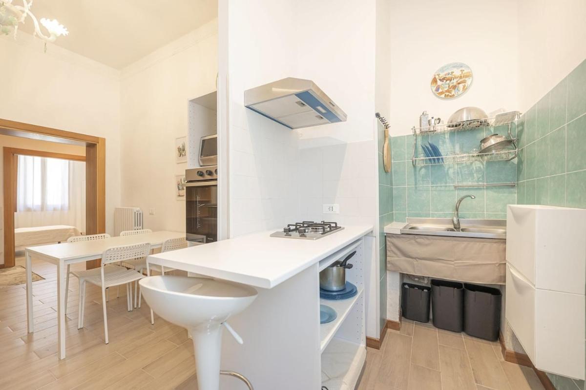 Apartment Arte E Cinema,10 Min From Venice,parking,wifi Venice
