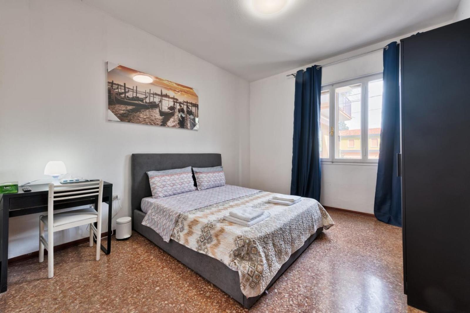 Guest house Cozy In With Free Parking *