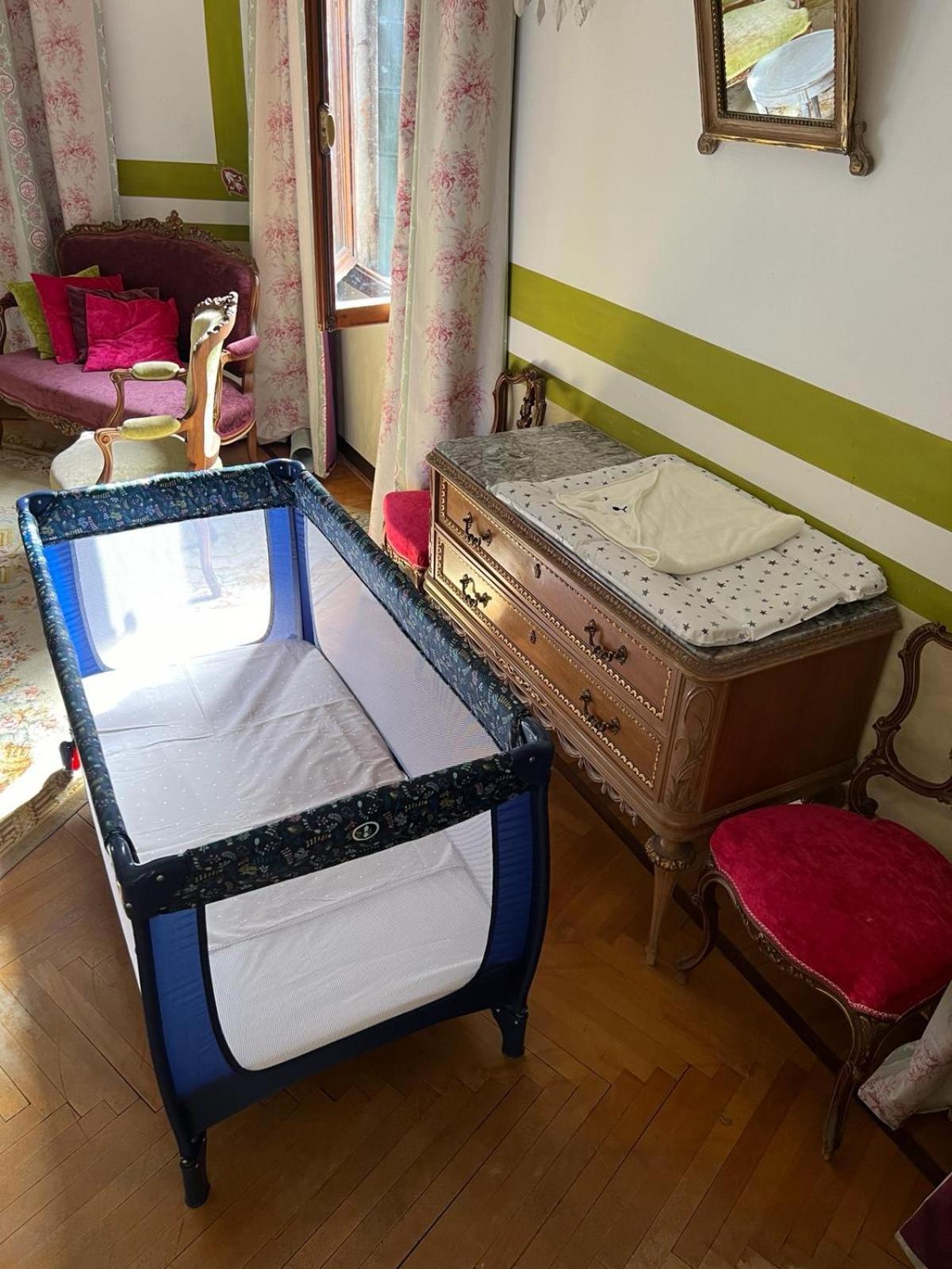 Charming Large Palazzo In Center For Up To 9 People Venice