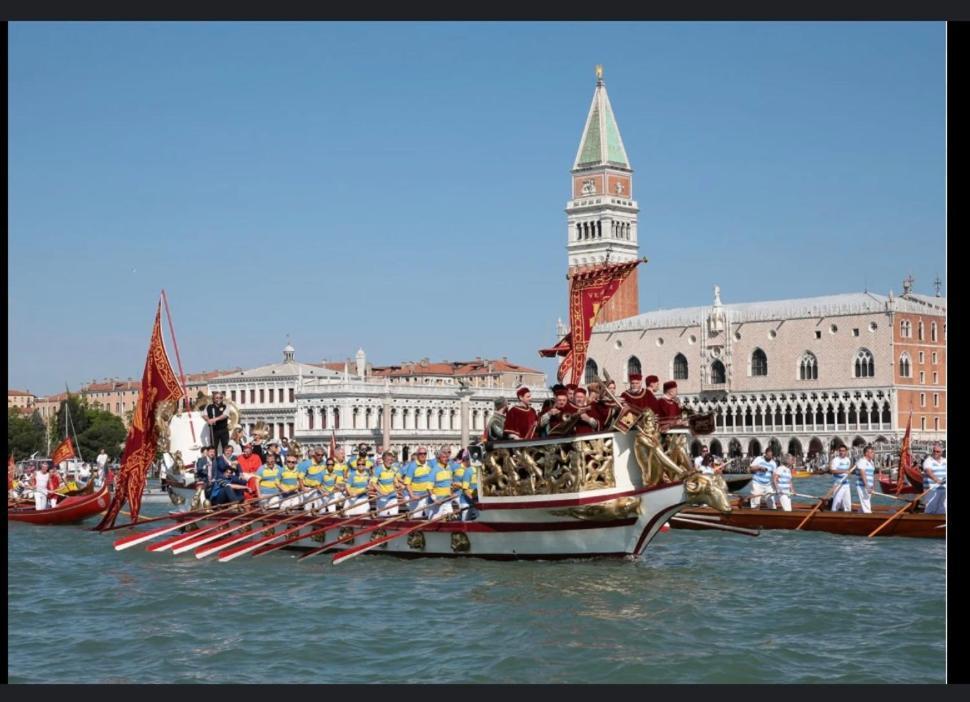 The B Collection - San Marco Riva Schiavoni * Venice