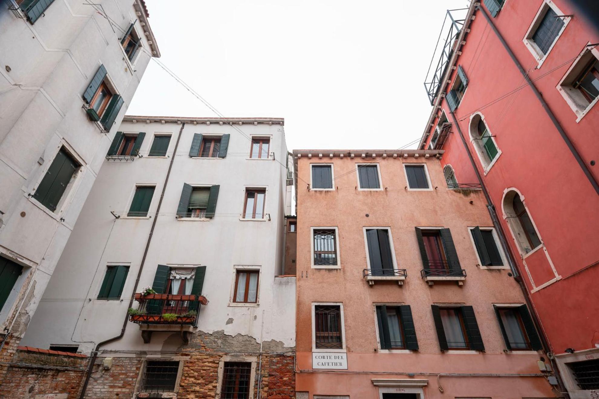 Ca' Petunia - Art Apartment Venice