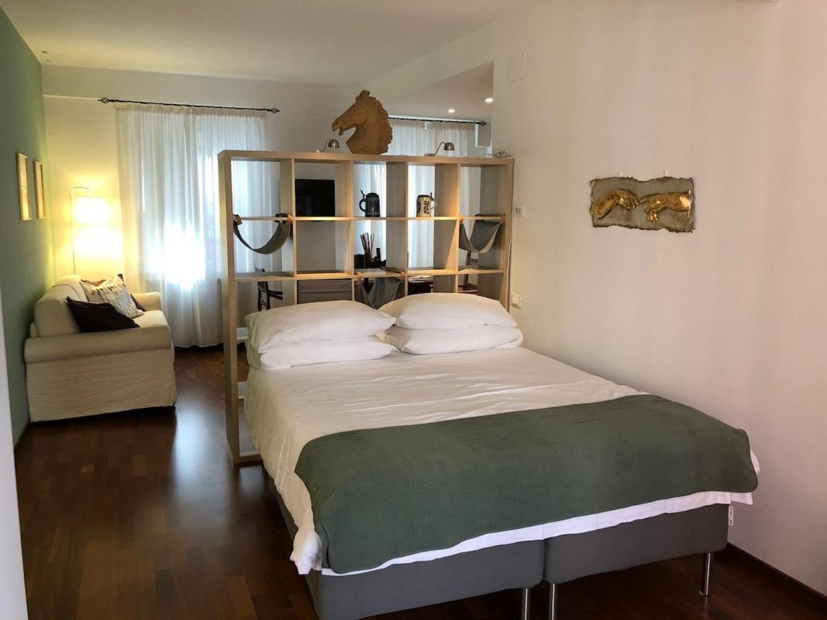The Magic Of From A Cute Loft * Venice