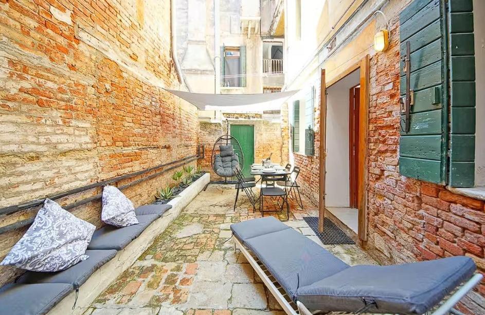 In ! On Whtsapp ! Check The Number From The Photos! Lovely Apartment