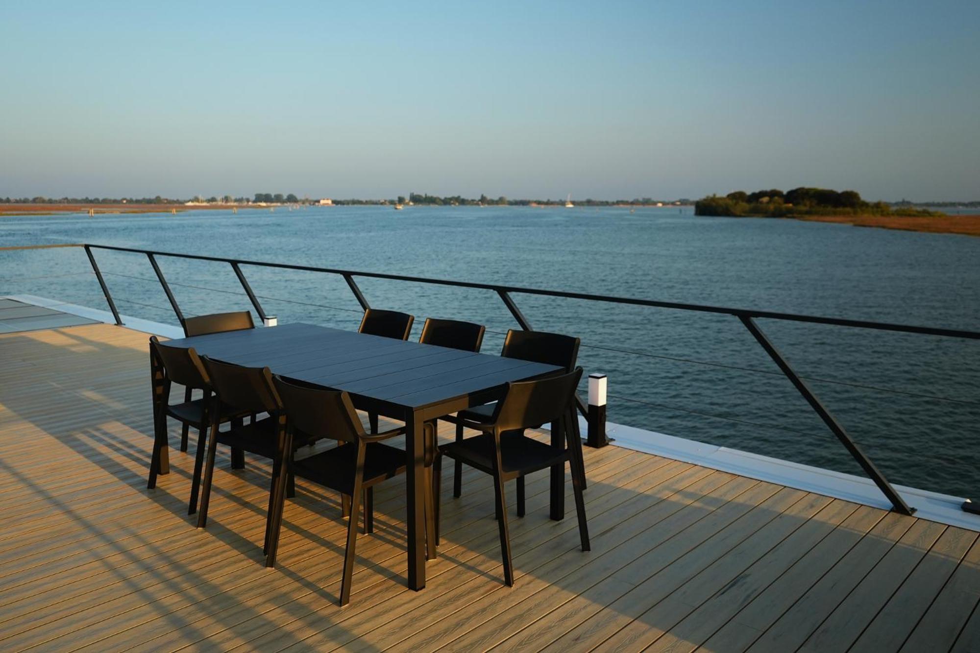 Aqva The Exclusive Water Loft In * Venice