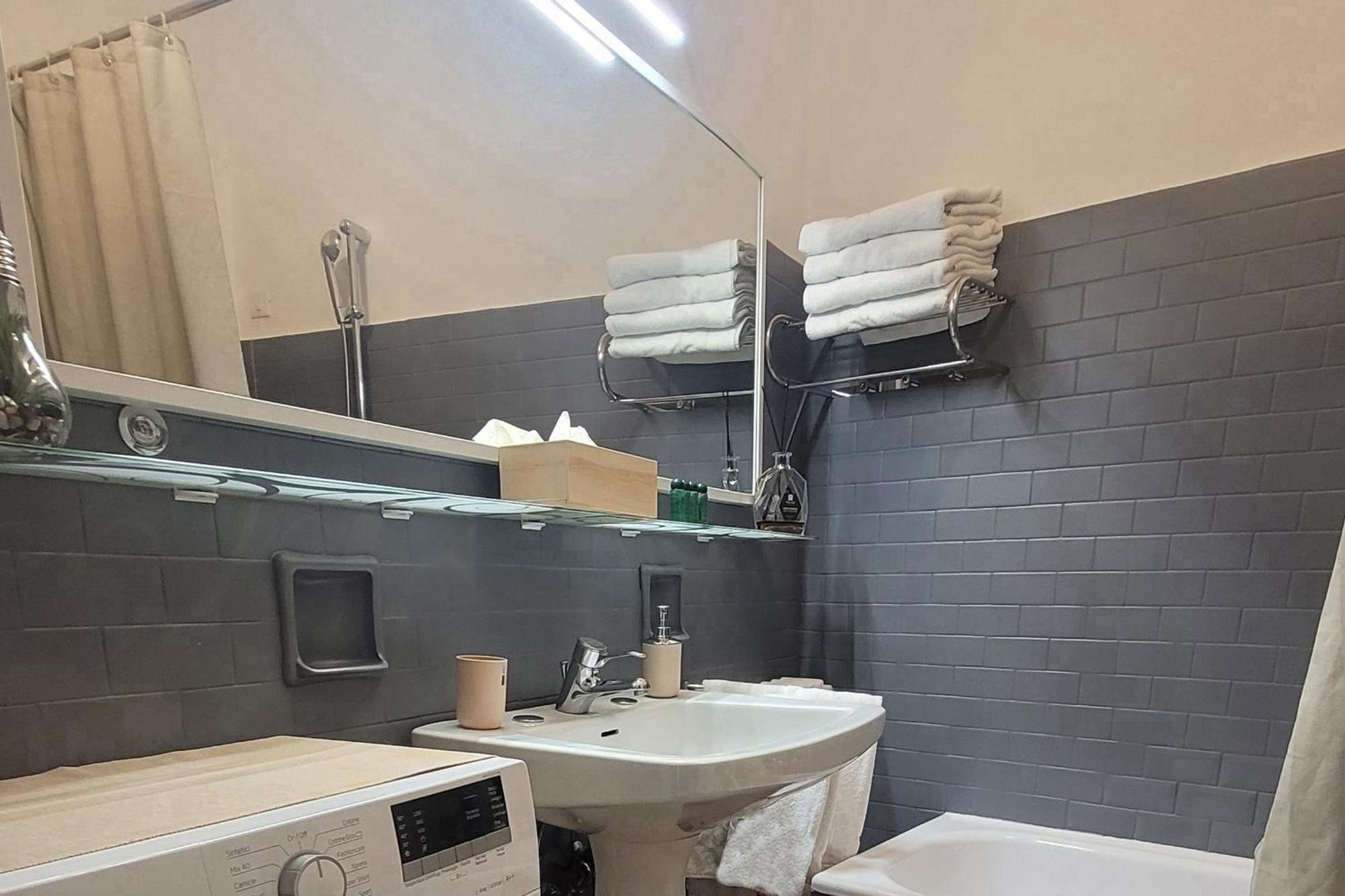 Life Apartment *