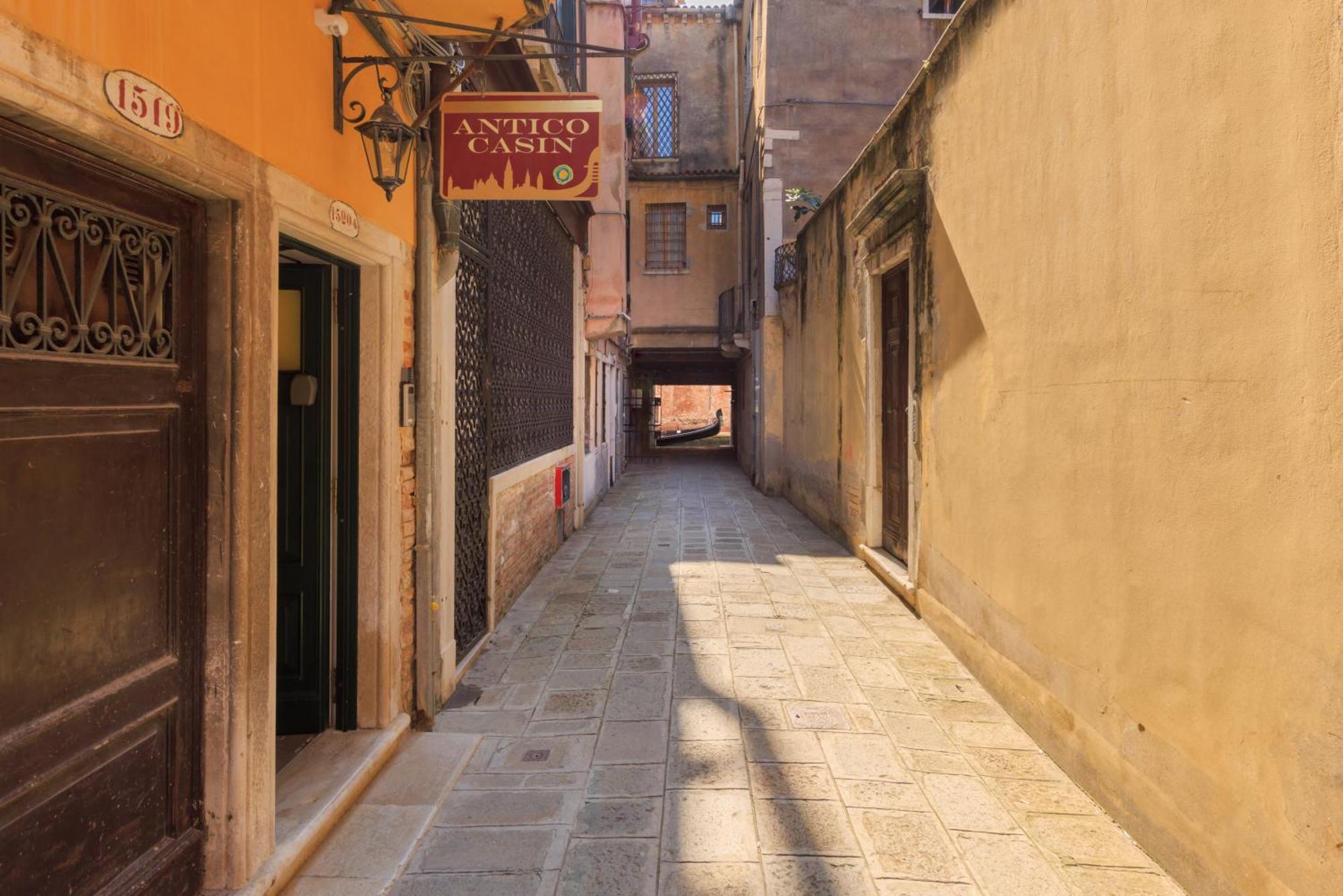 Antico Casin *