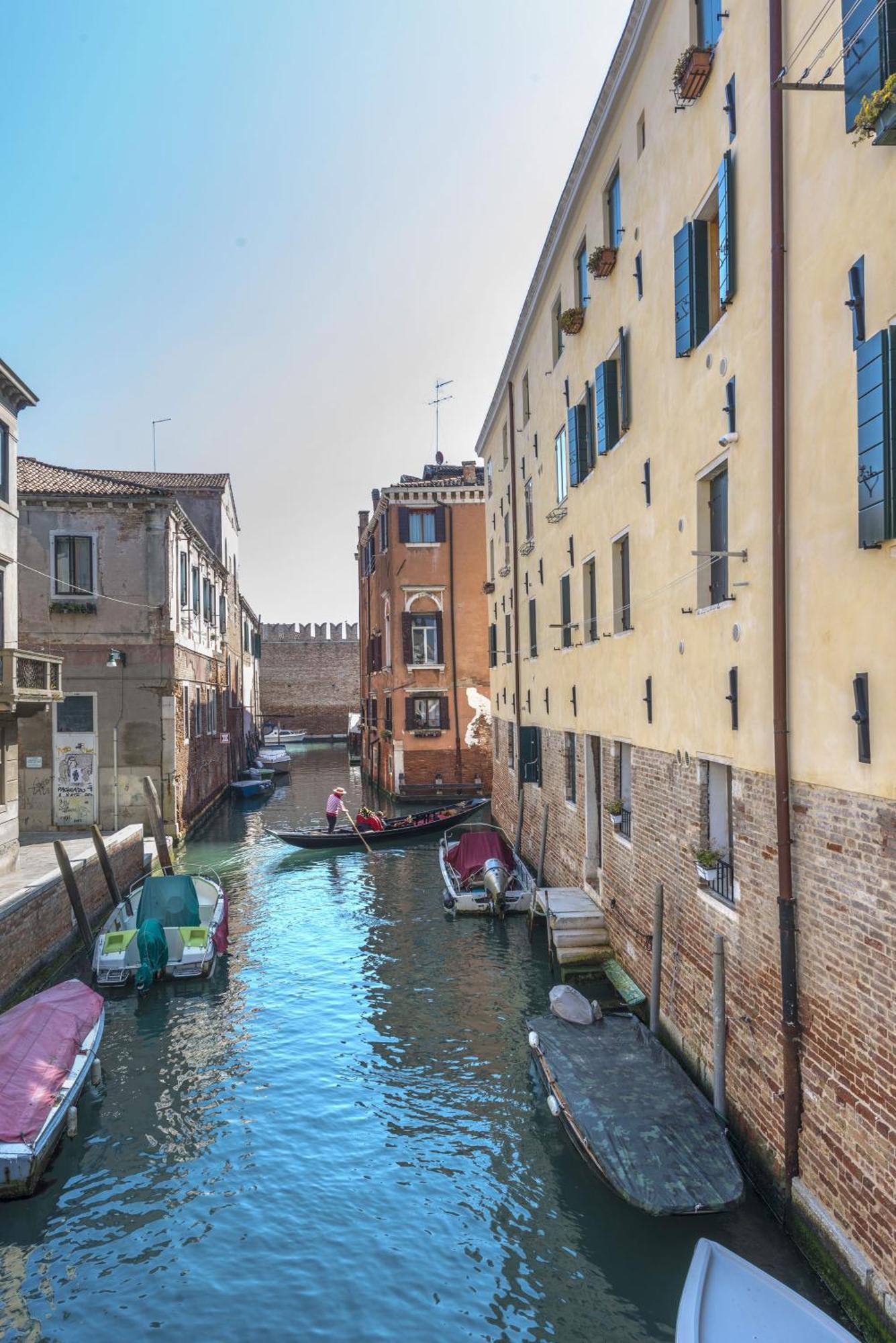 Ca' Fettier Canal View Venice
