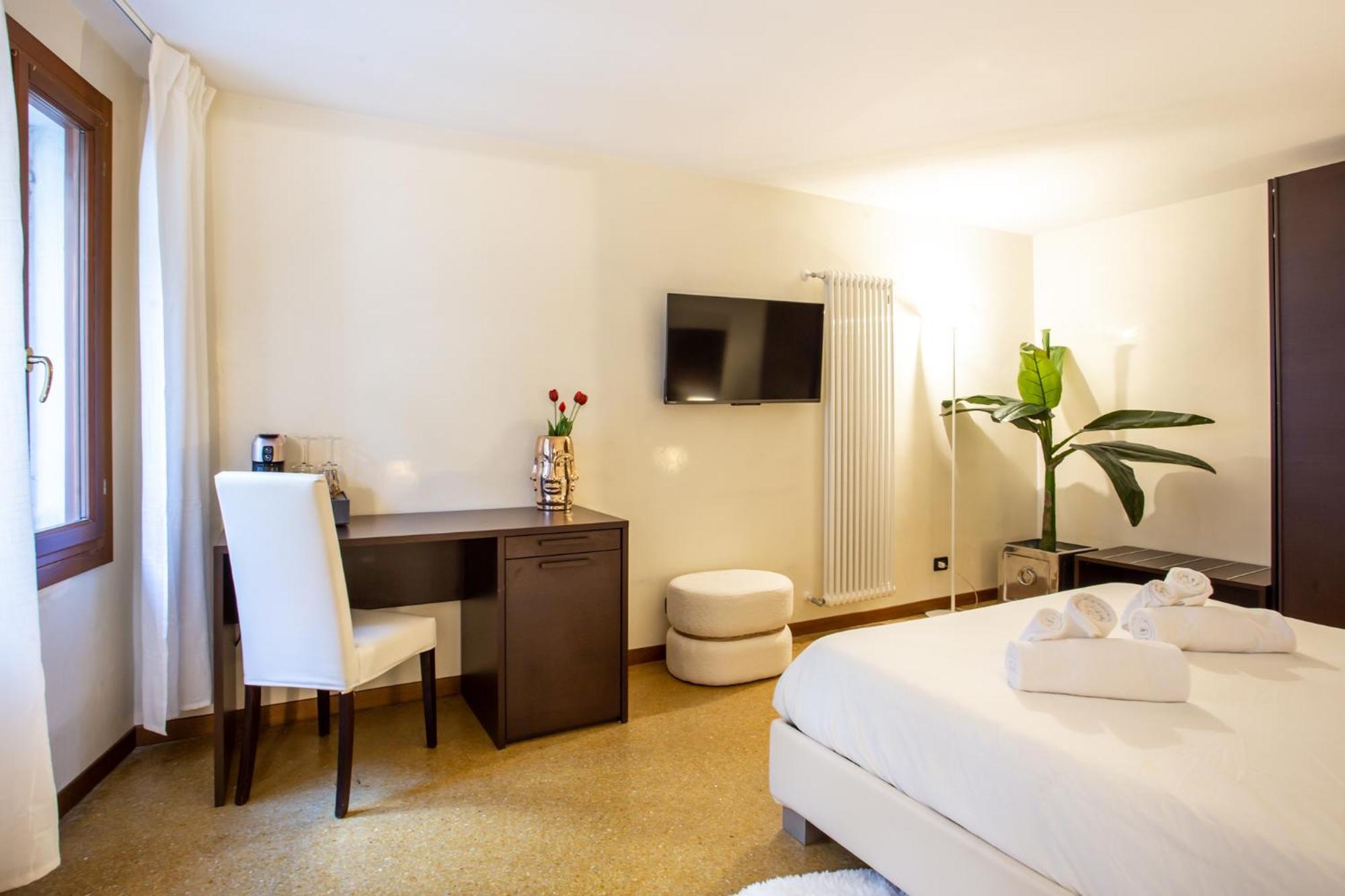 Luxury In San Marco, Apartment *