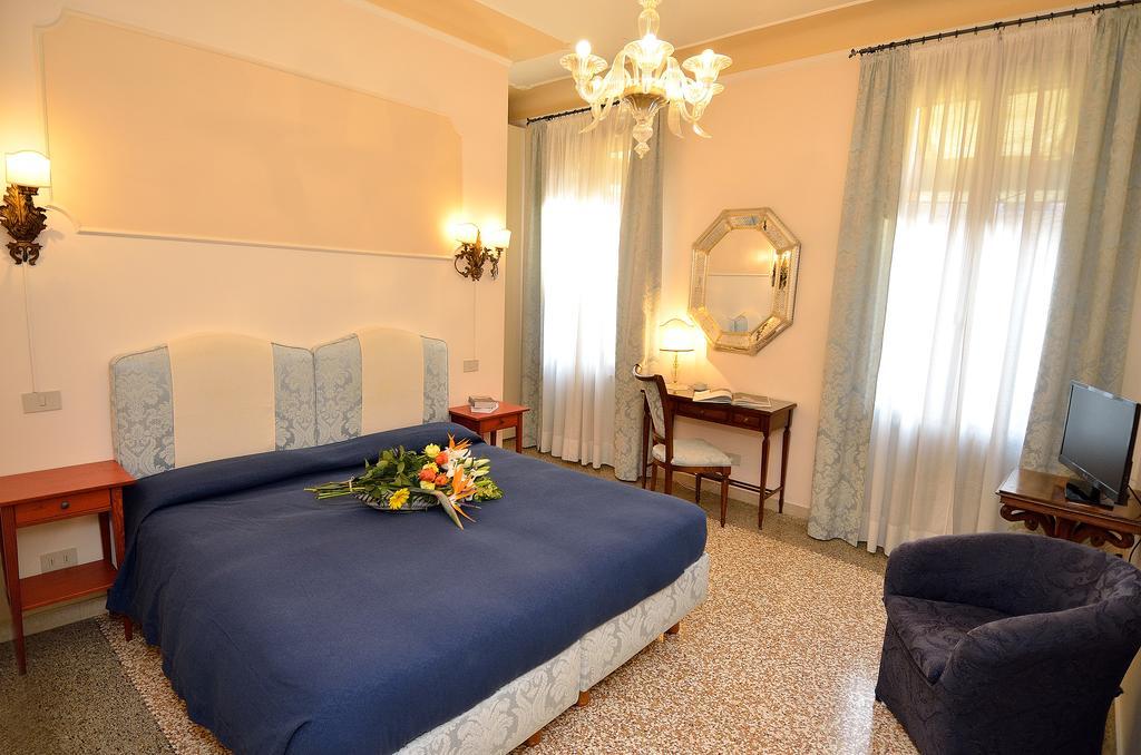 Ca Del Modena Only
