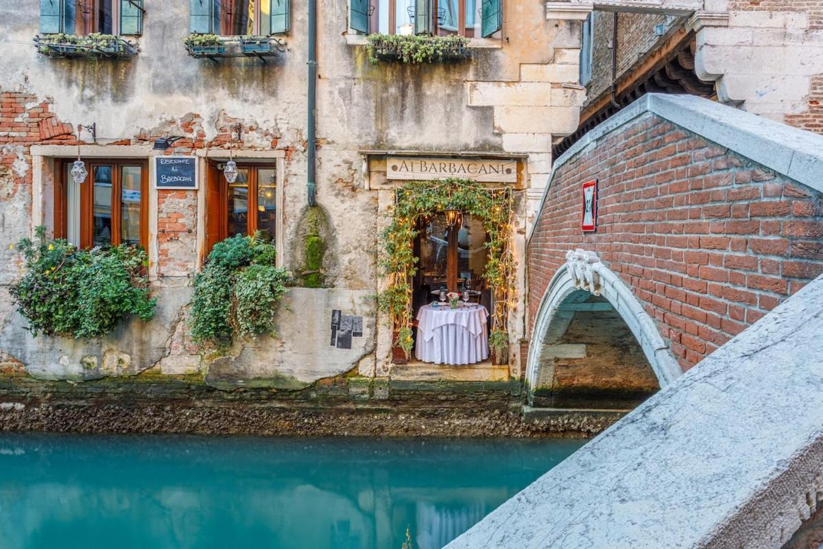 Apartment Canal View San Marco Rialto - Dogaressa Palace 1872 Venice