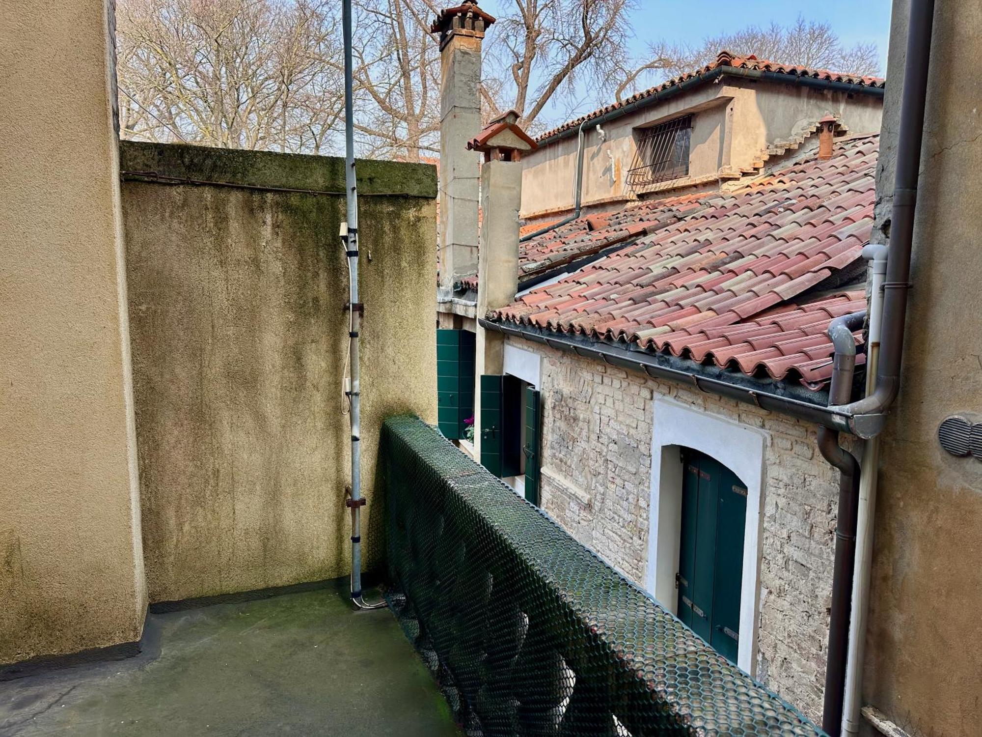 Geremia 1 Apartment