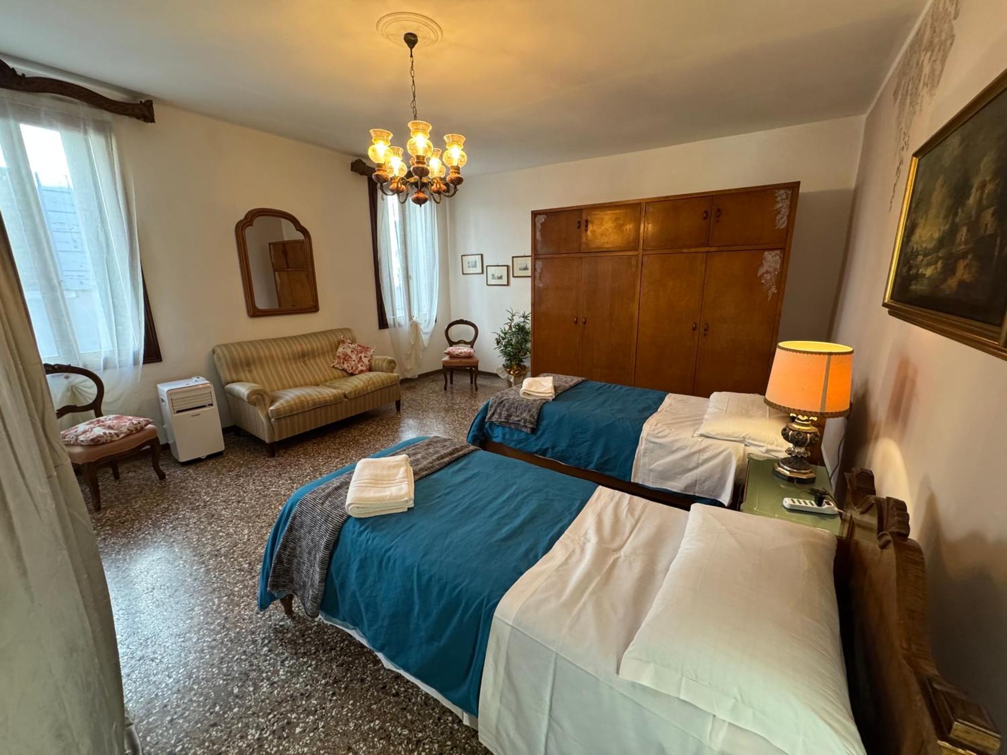 Guest house Lions *