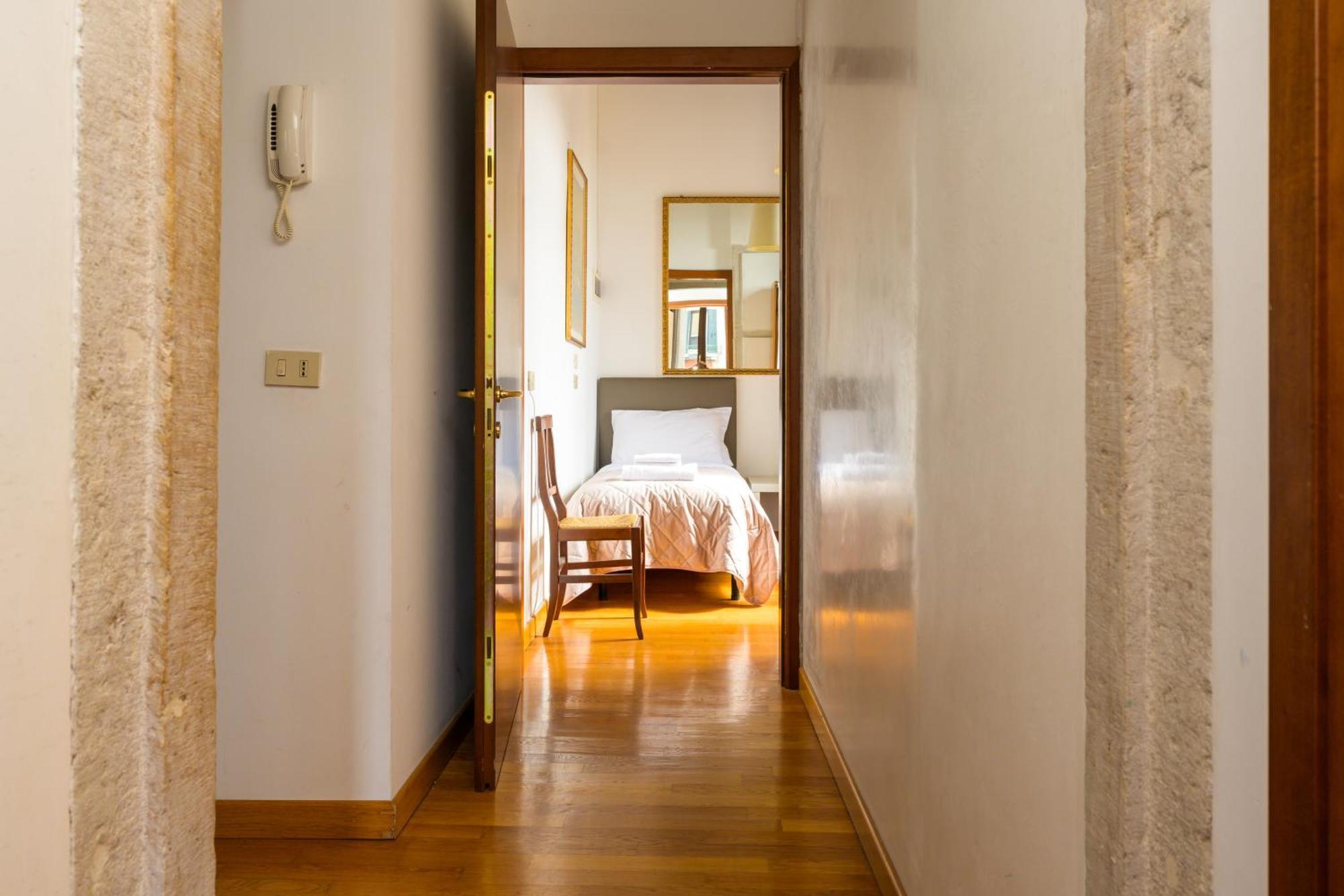 Apartment Ca Romite Venice