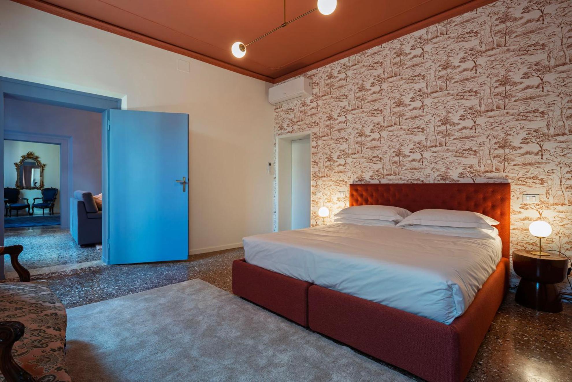 The Arsenal Large Apartment *
